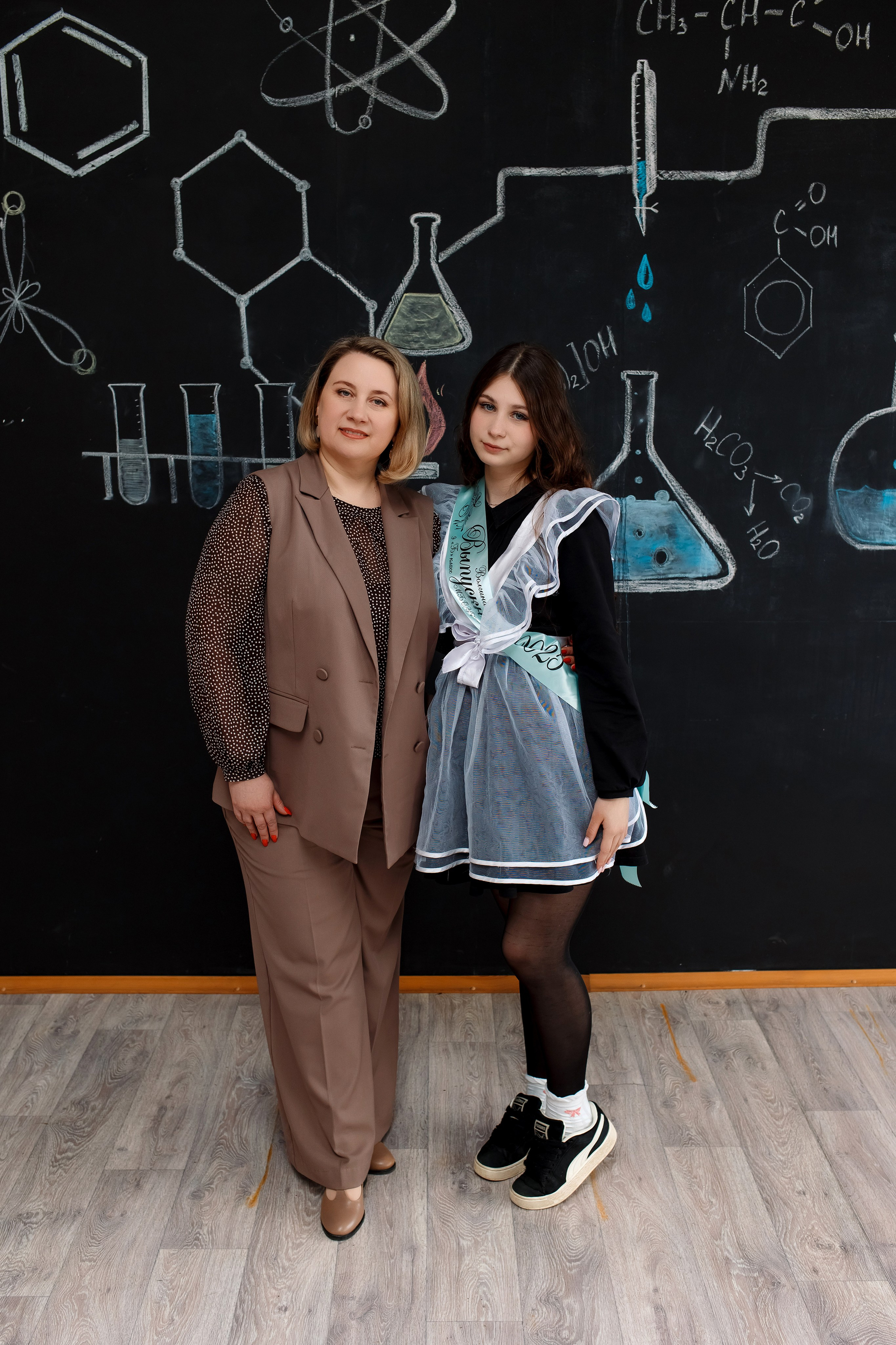 9 класс съемка в школе. Фотограф Любовь Корниенко, Примоский край