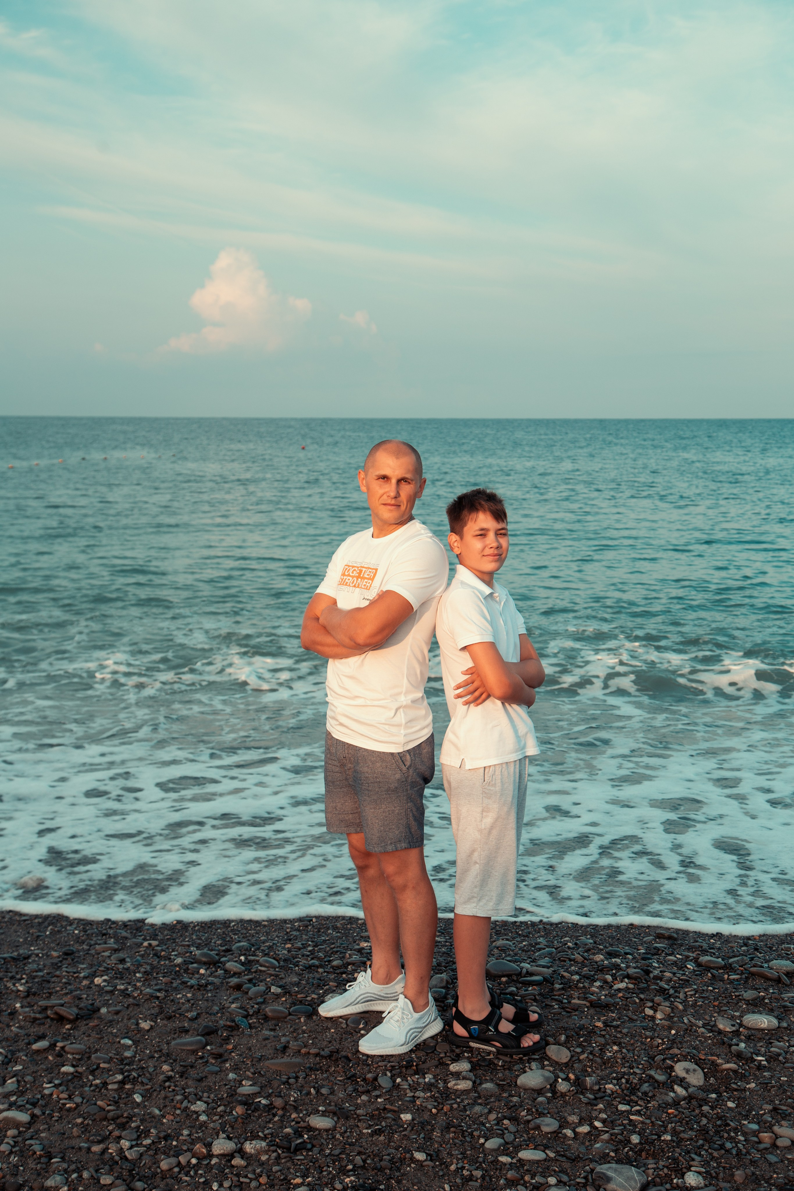 Завтрак у моря в Лоо на пляже «Горный Воздух». Семейный фотограф в Сочи, Лоо, Дагомысе, Вардане Кучумова Олеся