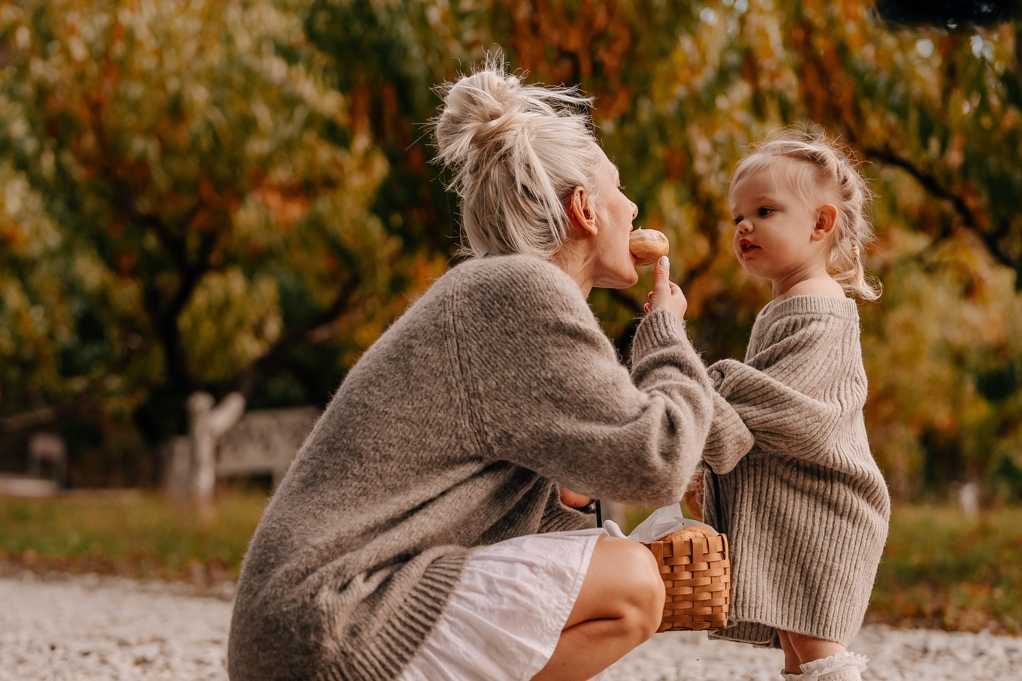 Семейная фотосессия в Персиковом саду — фотограф Жанна Шестопалова