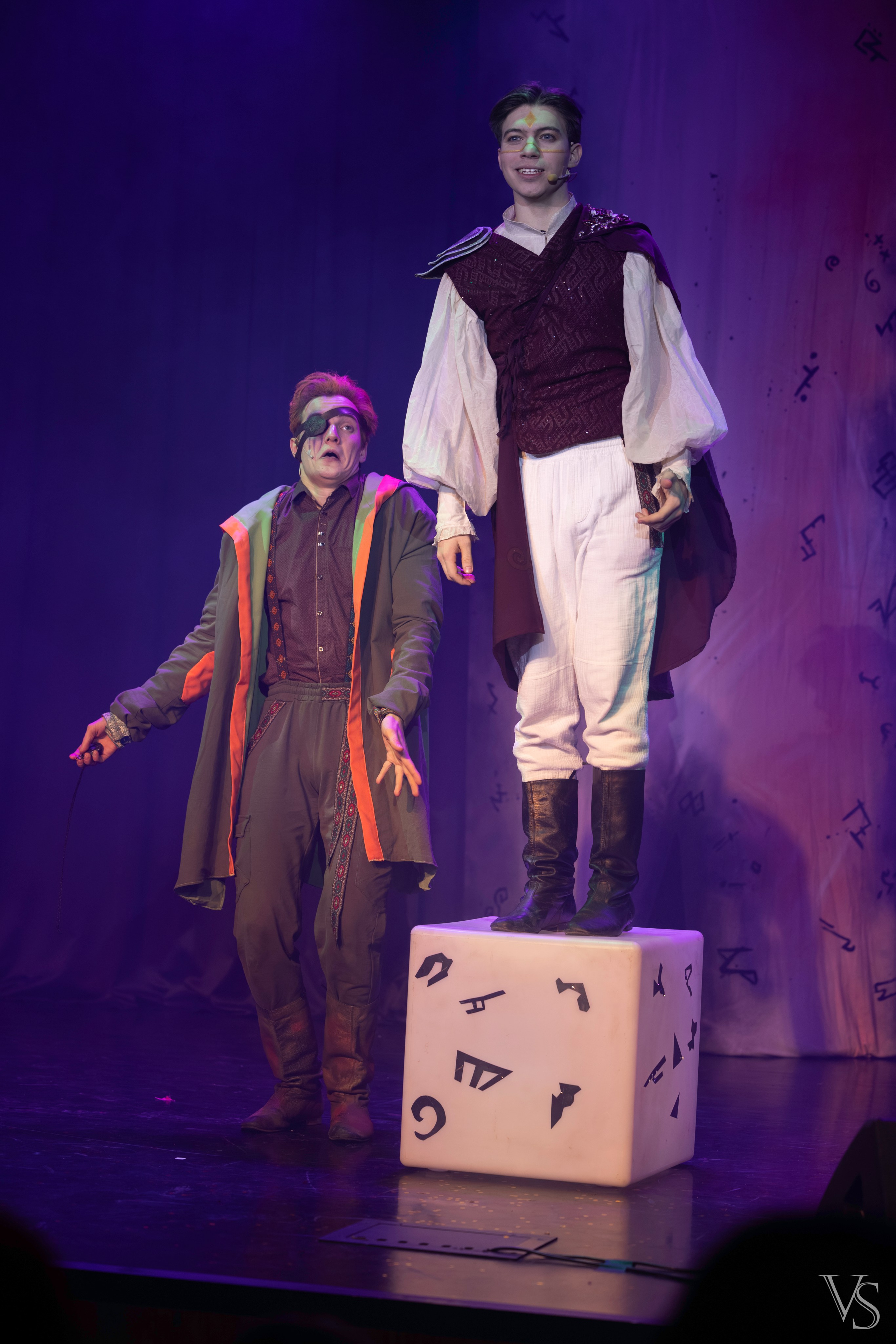 Книга стихий 25.01. Фотограф Виктор Степанов