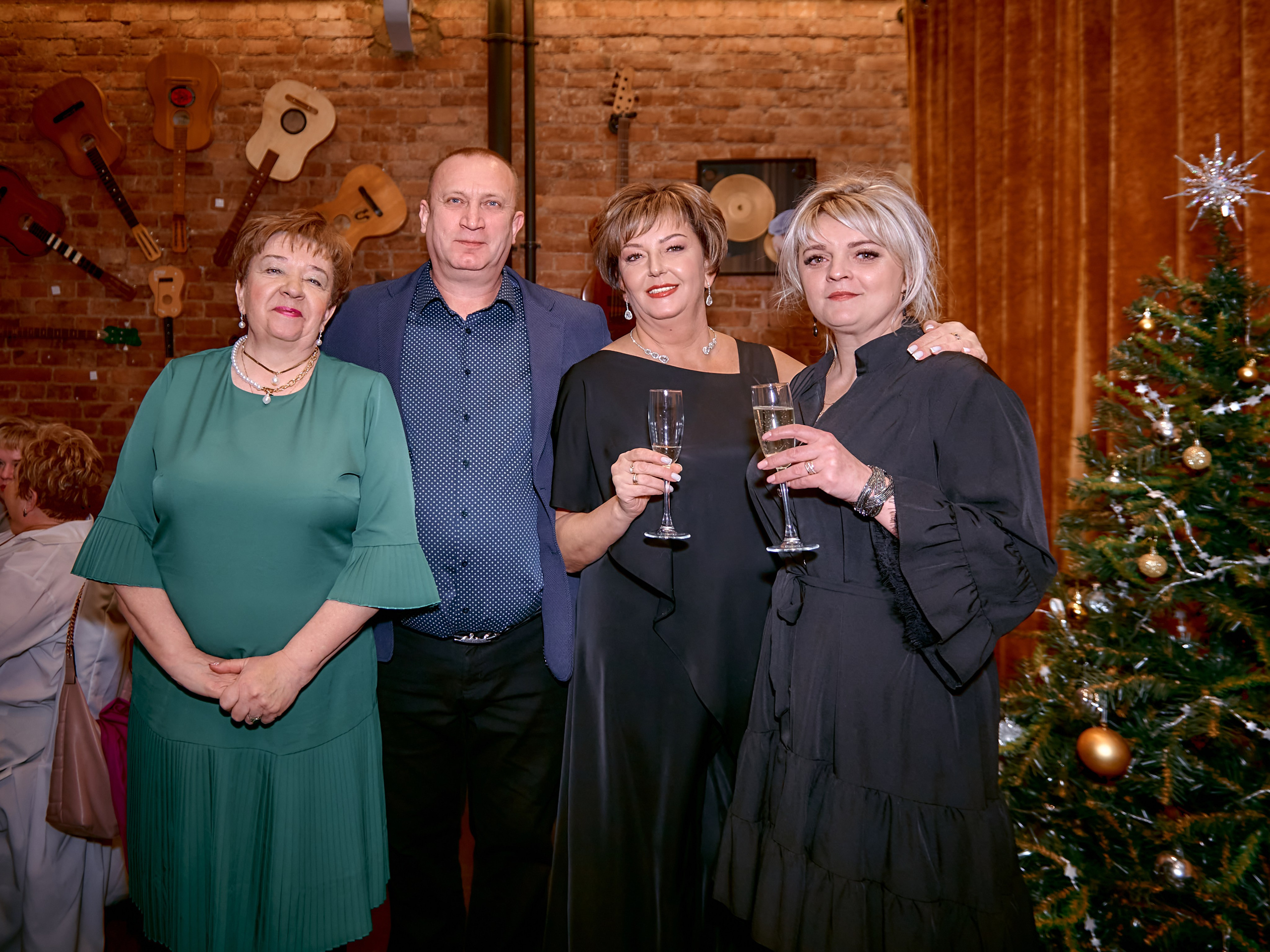 Юбилей в г. Пушкин, Певческая башня. Свадебный фотограф, видеограф, рилсмейкер в Санкт-Петербурге и Москве