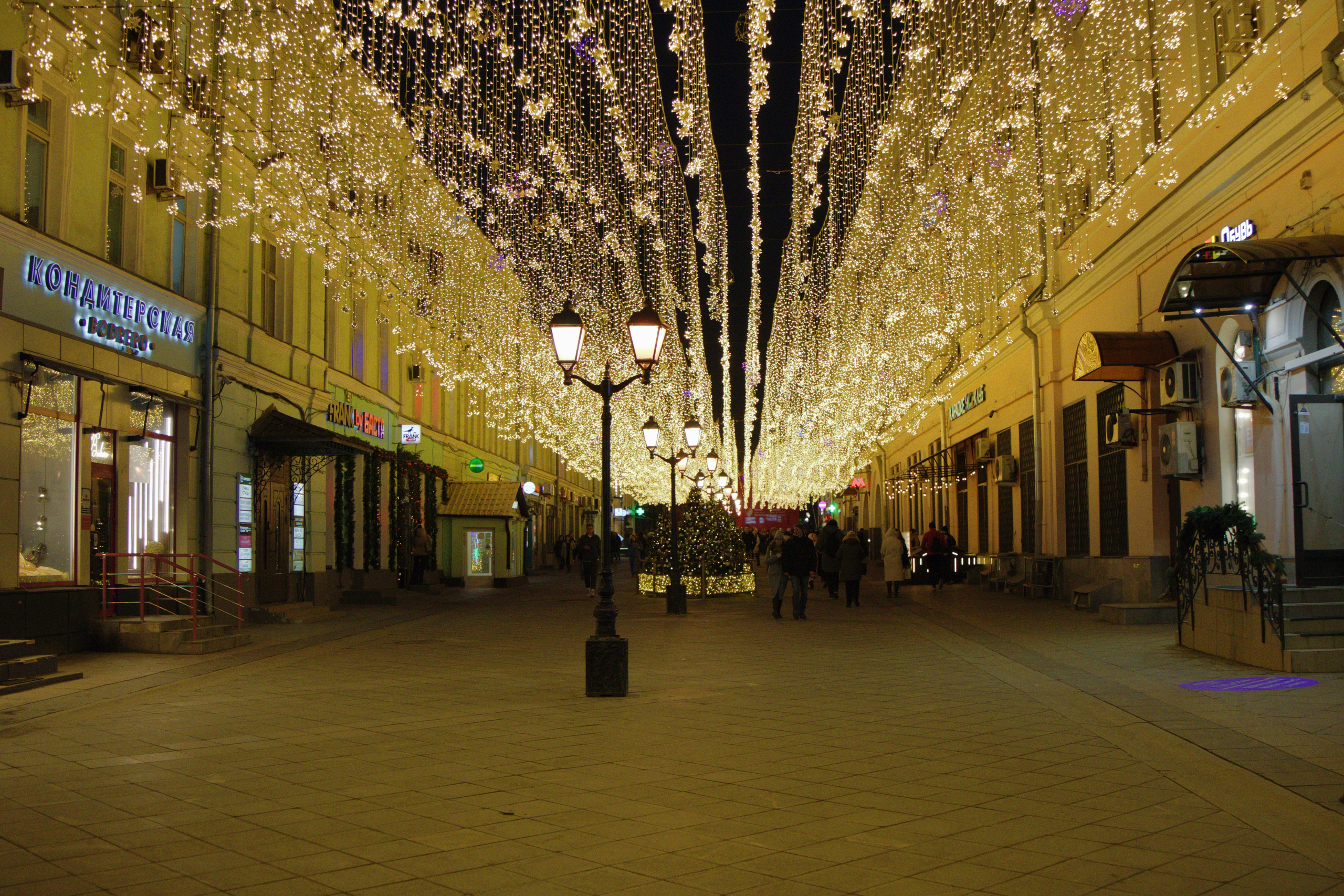 МОЙ ГОРОД. ФОТОГРАФ В МОСКВЕ СТАНИСЛАВ КОБЗЕВ
