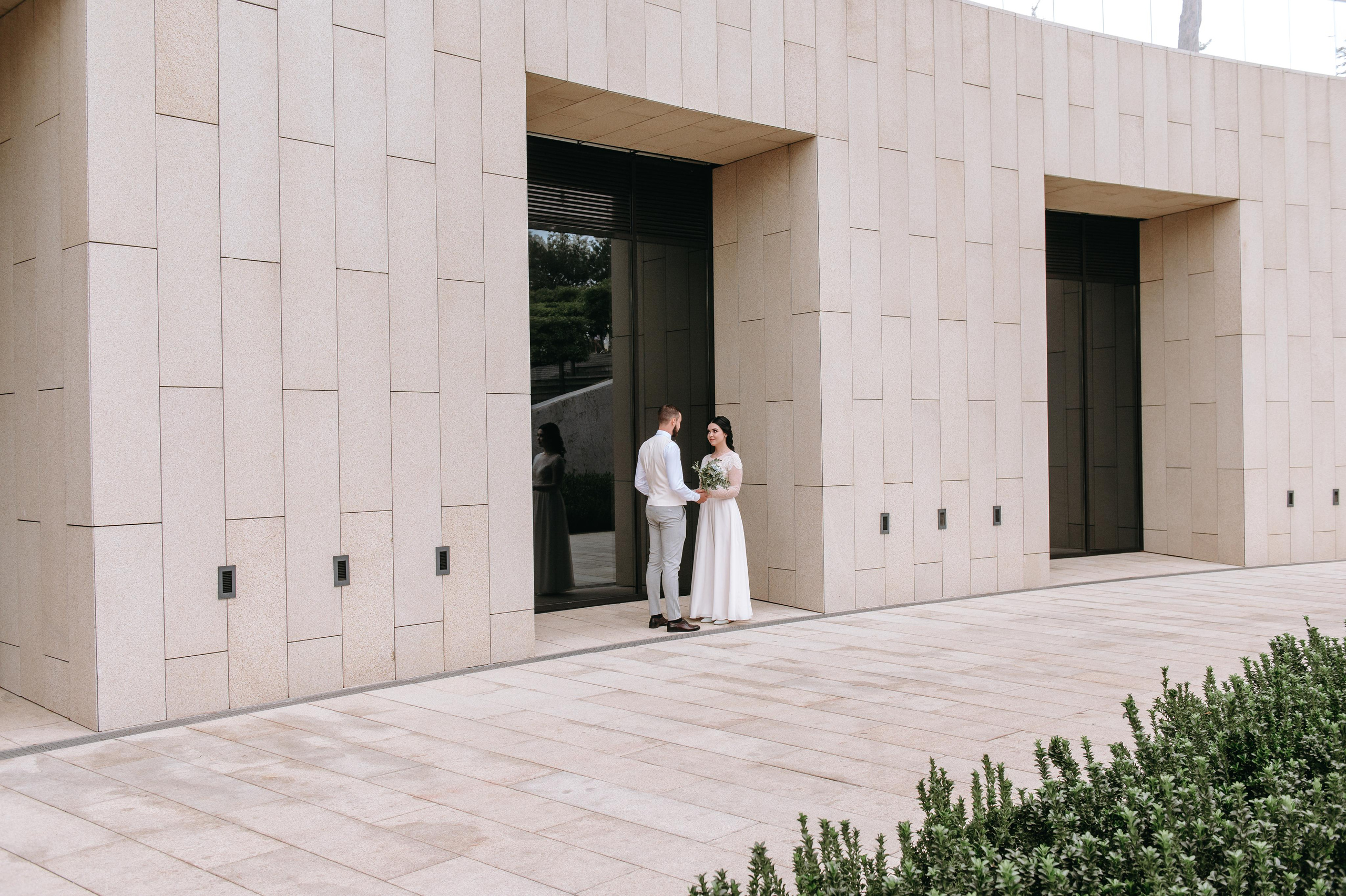 Свадебная прогулка. Lifestyle фотограф