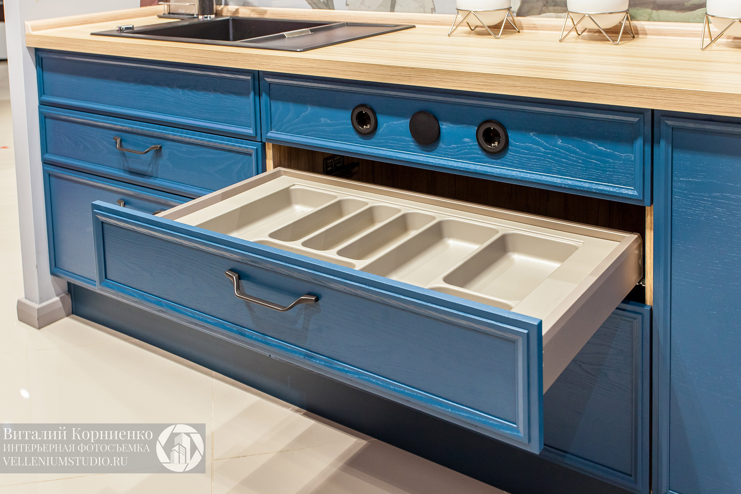 Фотосъемка салона кухонной мебели Мария в Краснодаре. Интерьерный фотограф Краснодар: профессионально по доступным ценам