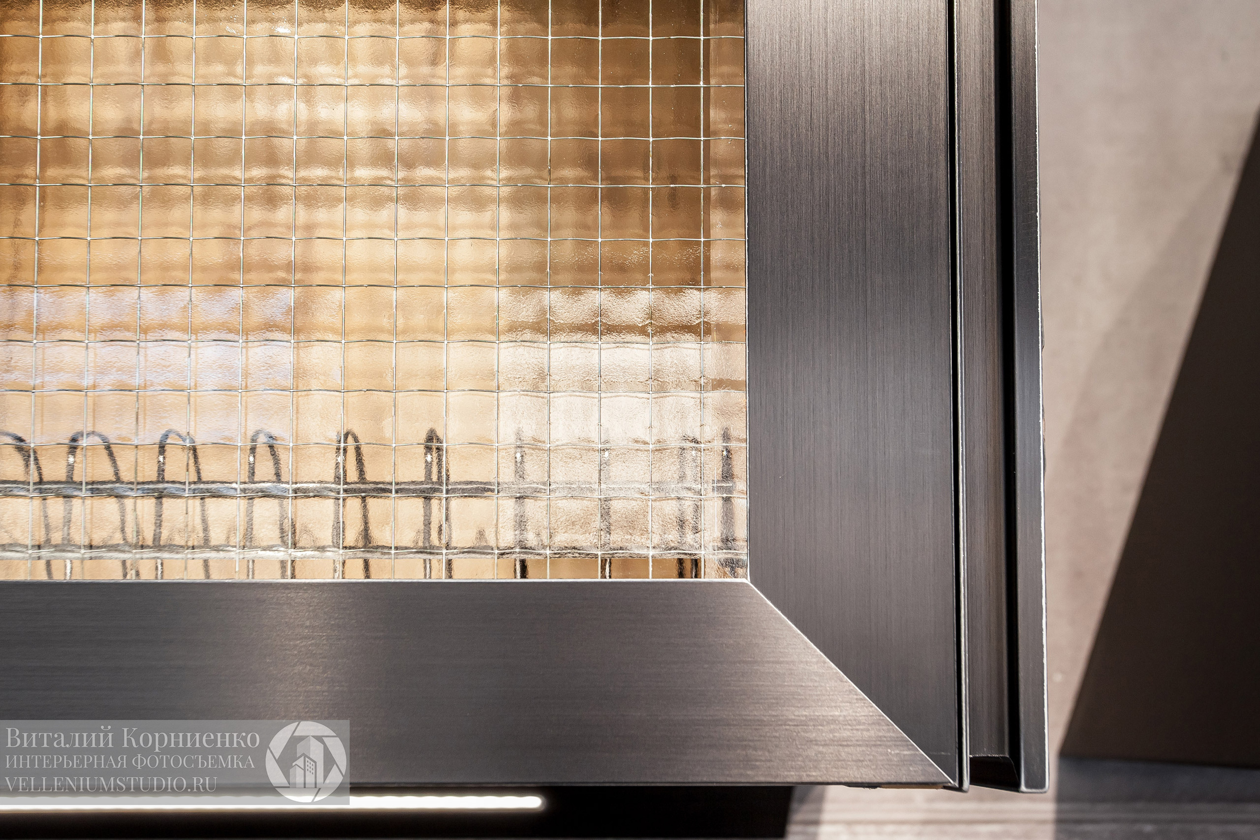 Фотосъемка кухни в салоне мебели. Интерьерный фотограф Краснодар: профессионально по доступным ценам