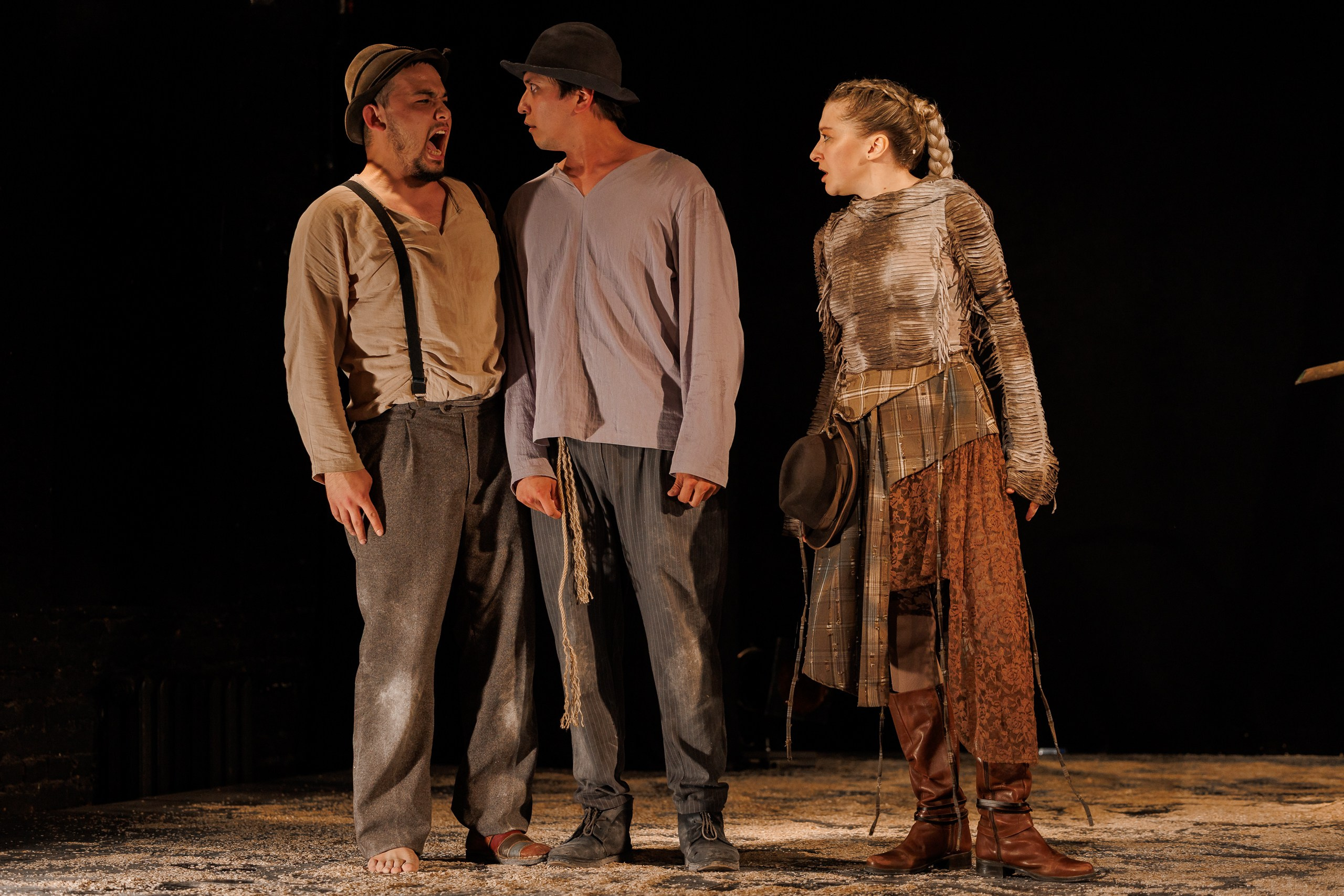 Спектакль «В ожидании Годо» от театра Д. Лица в СПб. Фотограф в Санкт-Петербурге — Сергей Петров