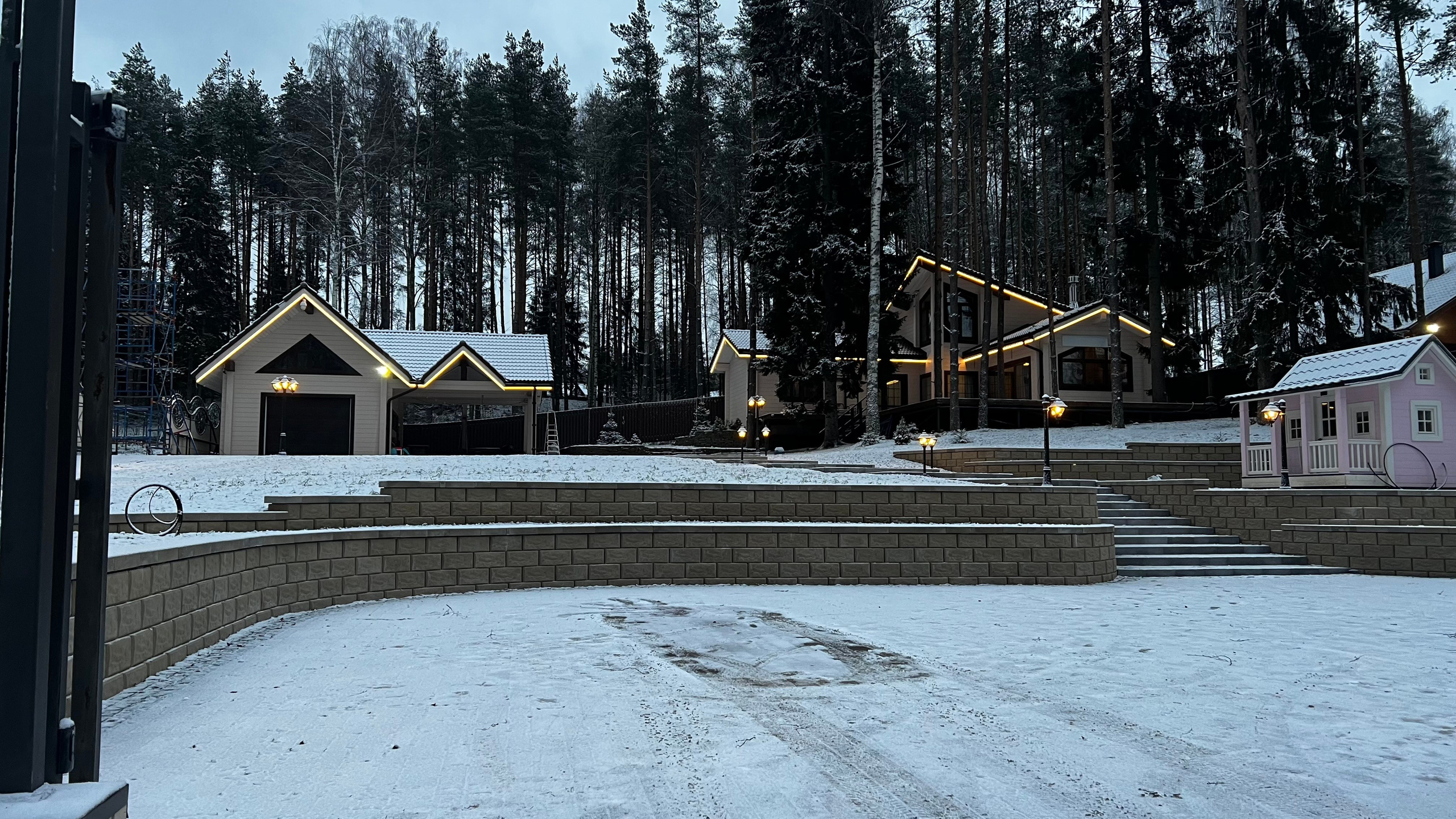 Elegant Home Lighting «неоновая сказка». IlluminaSPB — Ваш надежный партнёр в мире электричества