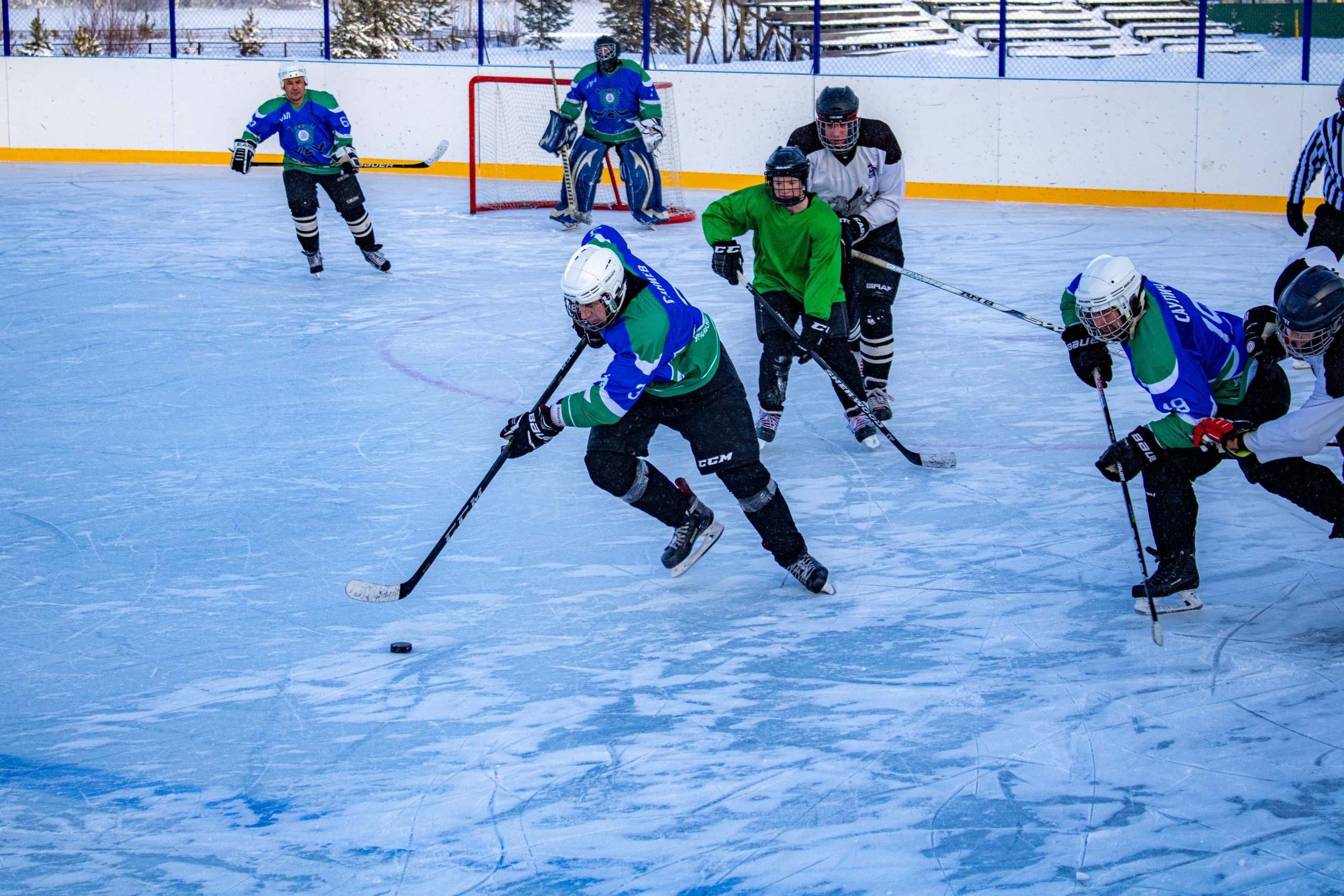 Хоккей г.п Атиг-г.п Дружинино