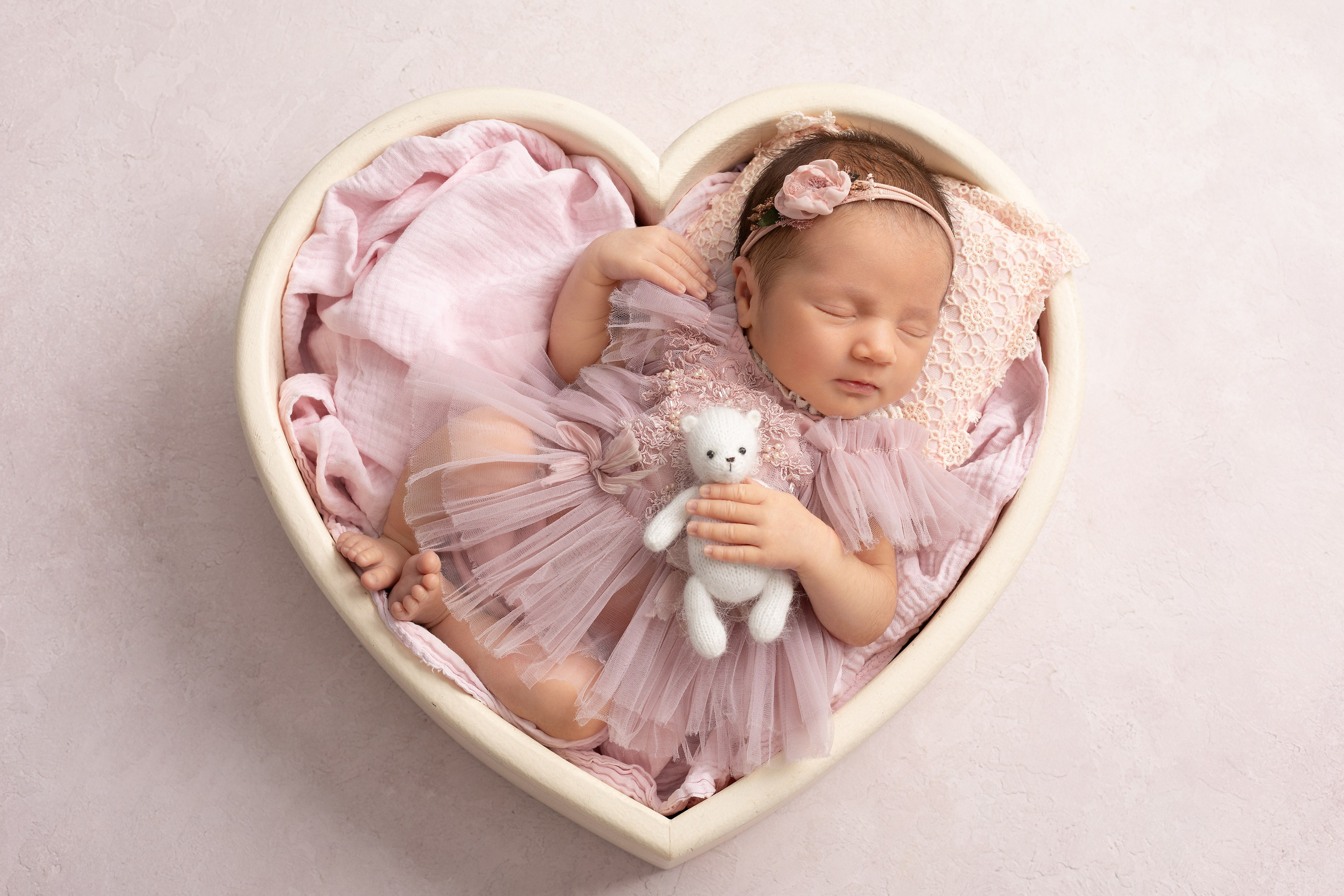 PH @newborn_flower. Retoucher Aleksmokh