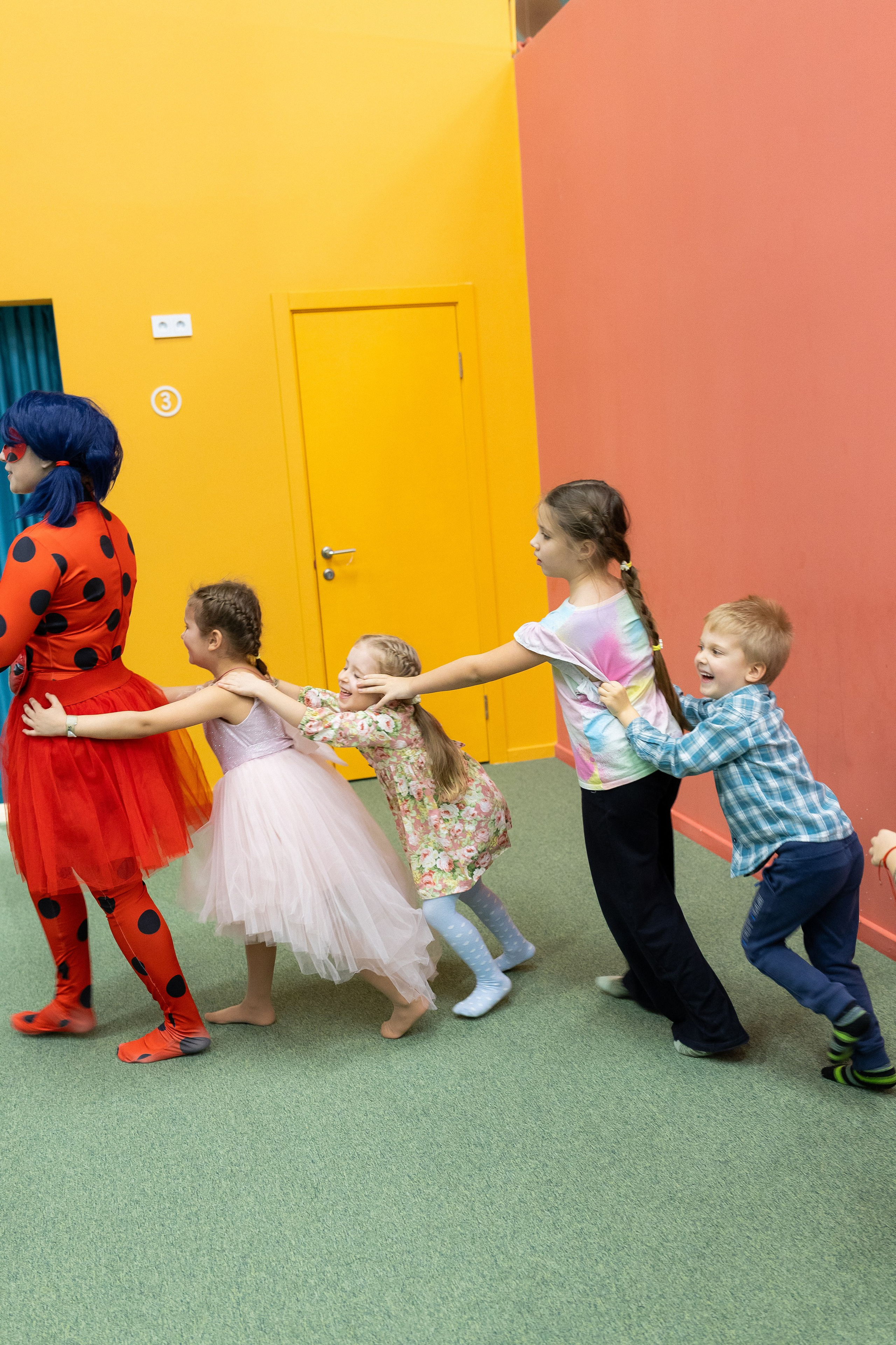 День рождения (SuperLand). Семейный фотограф в Волгограде Надежда Головко