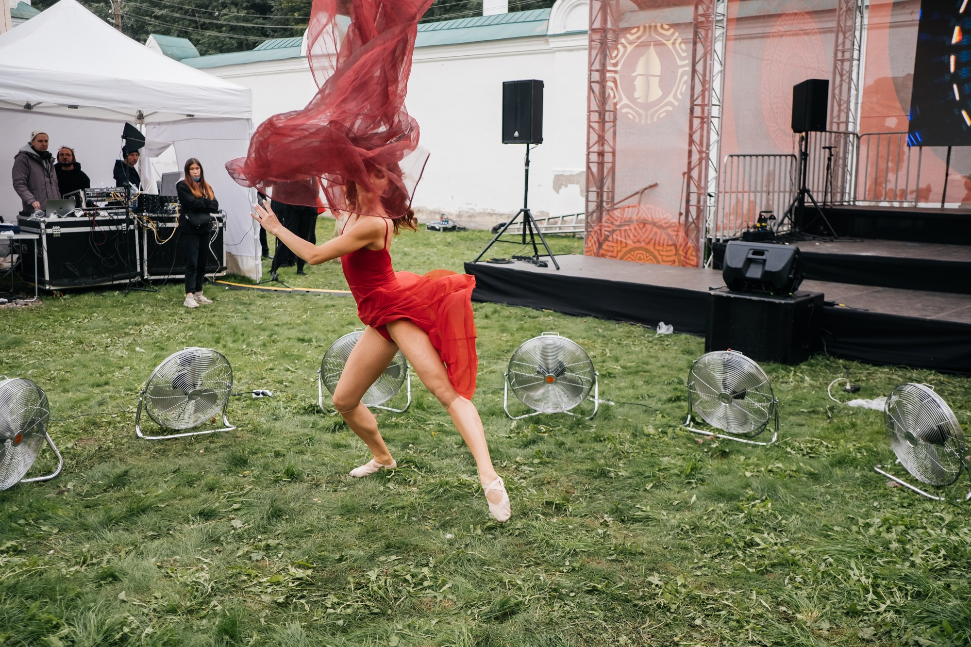 Всероссийский форум «12 подвигов Александра Невского» | Старая Ладога 2021. Репортажный фотограф в Санкт-Петербурге СПБ Алиса Ческидова на ваше мероприятие