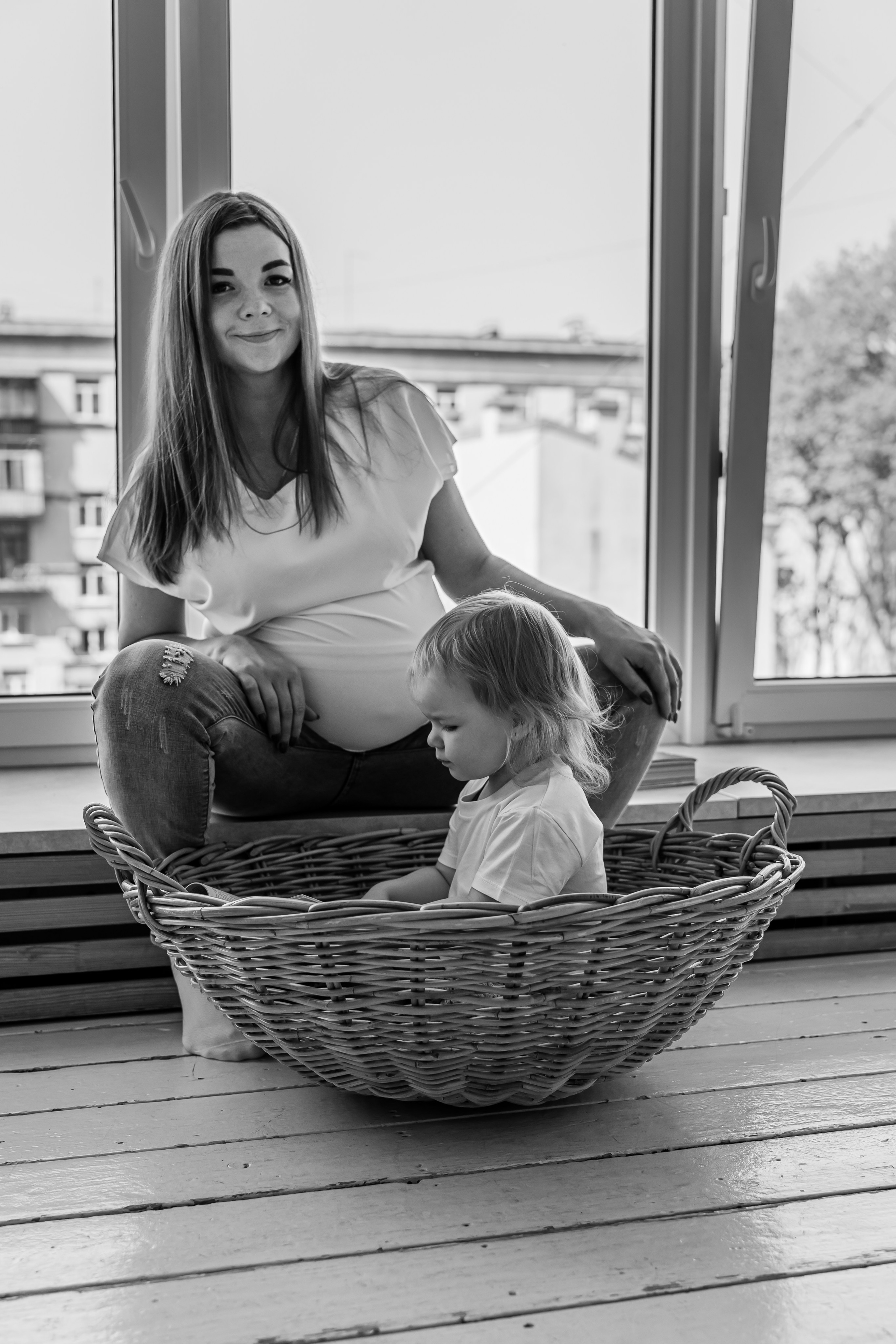 нежная фотосессия беременной в студии