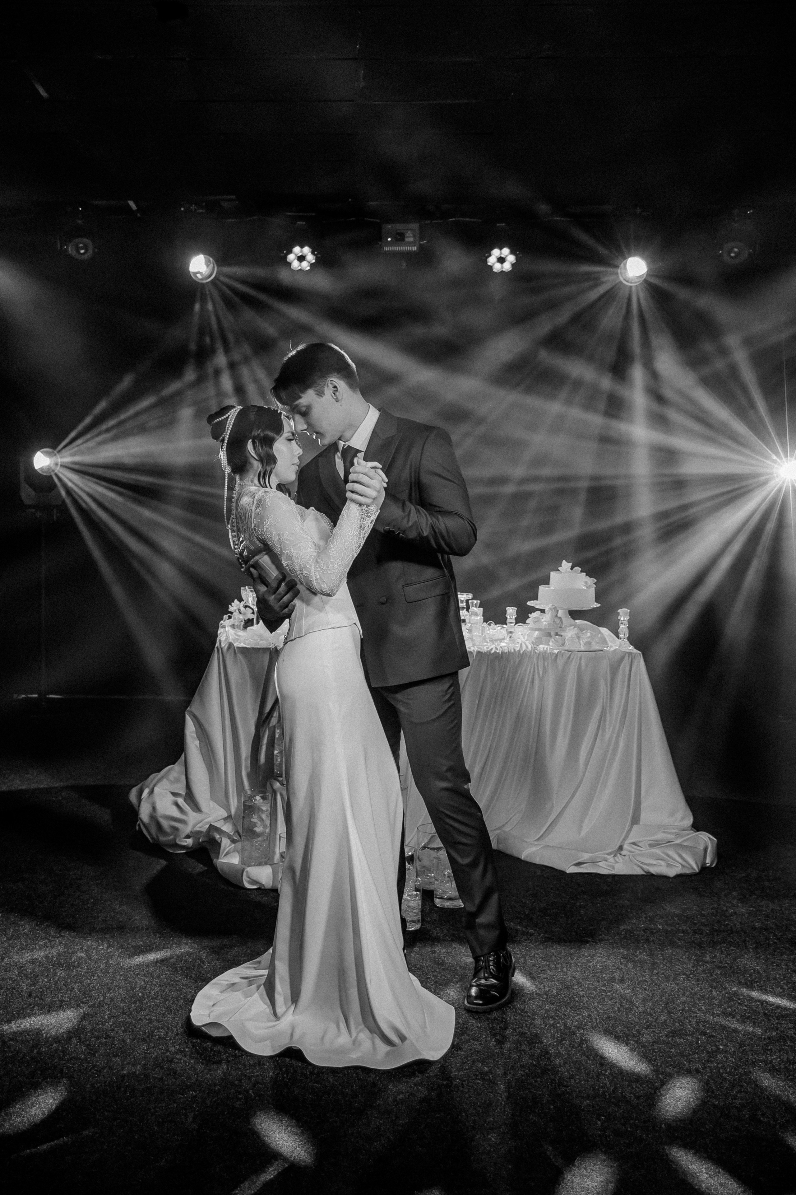 Мария & Александр. Любовь со светом. Свадебная фотография. Арина Рубах