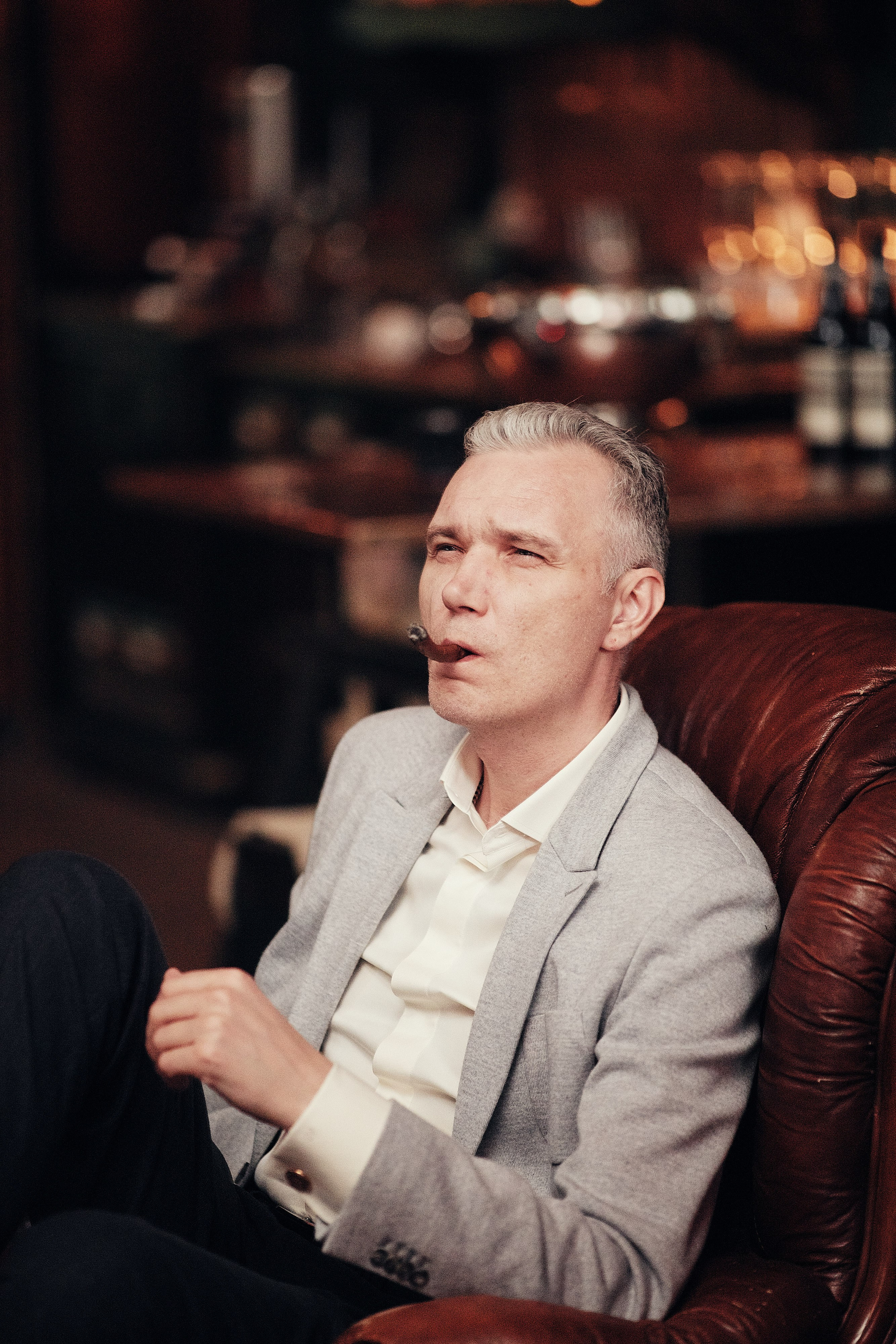 Сигарный клуб на Якиманке. Репортажный фотограф в Москве Константин Дерягин