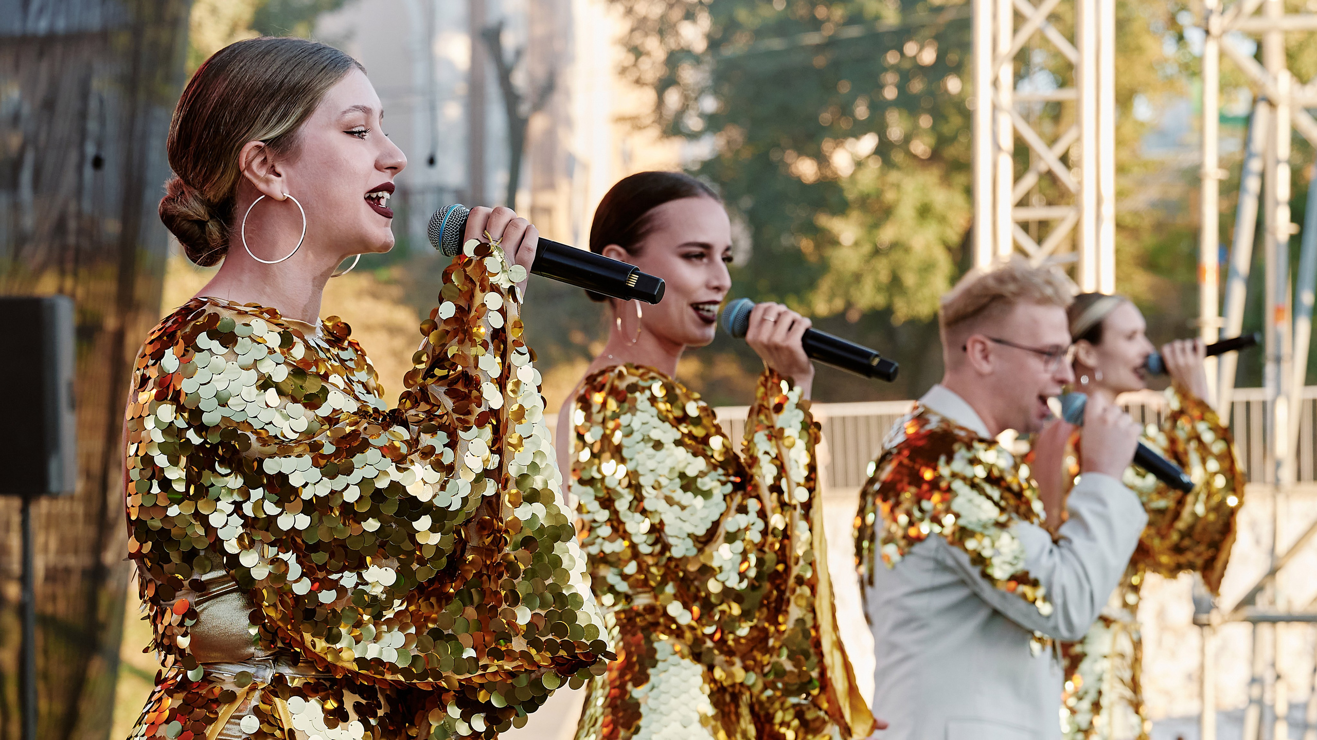 Организатор мероприятий в Рязани, режиссер праздника Рязань, праздник под ключ, заказать ведущего в Рязани. Режиссер в Рязани Ольга Синичкина