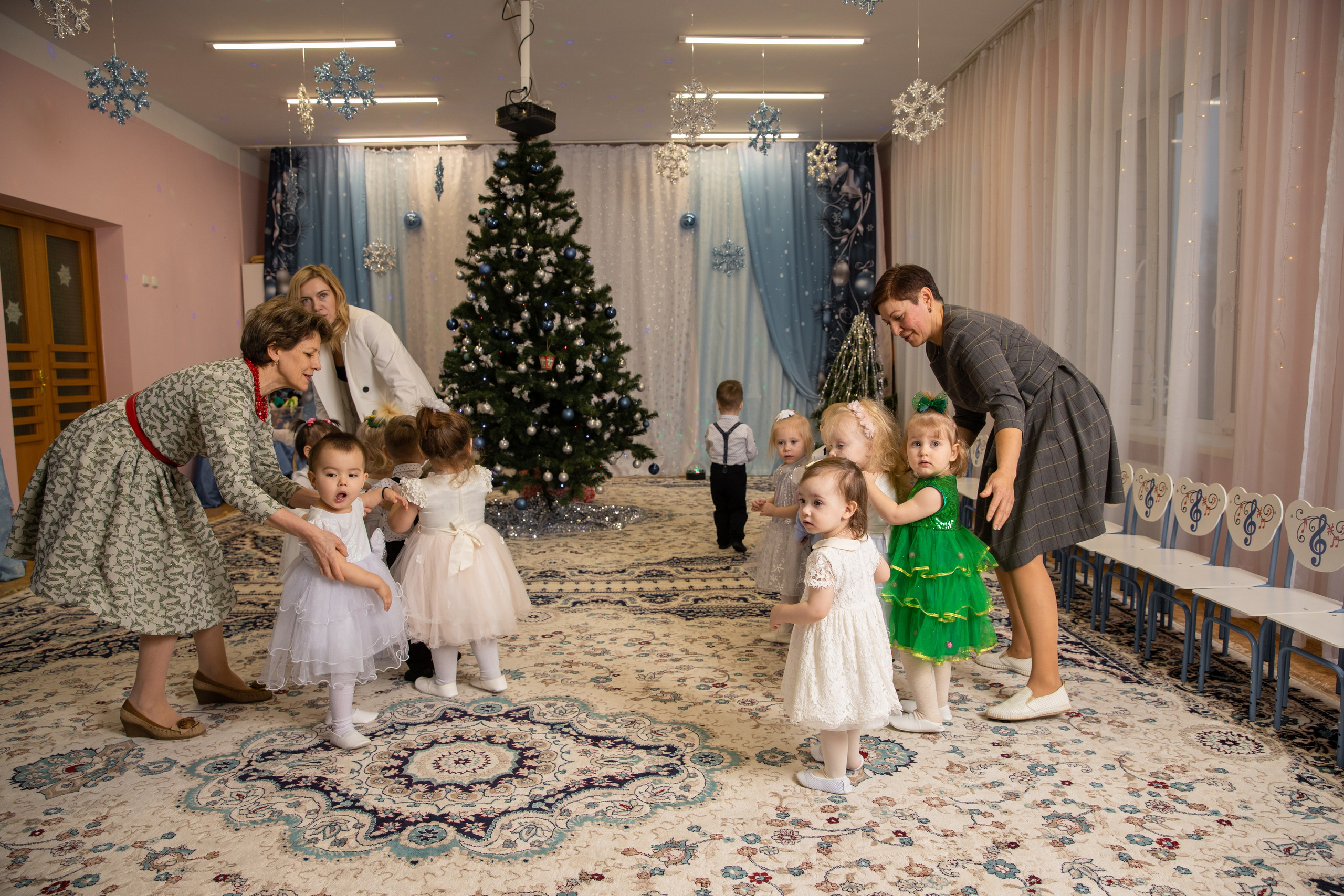 Новогодний утренник Успех. Фотограф в Железнодорожном и Балашихе