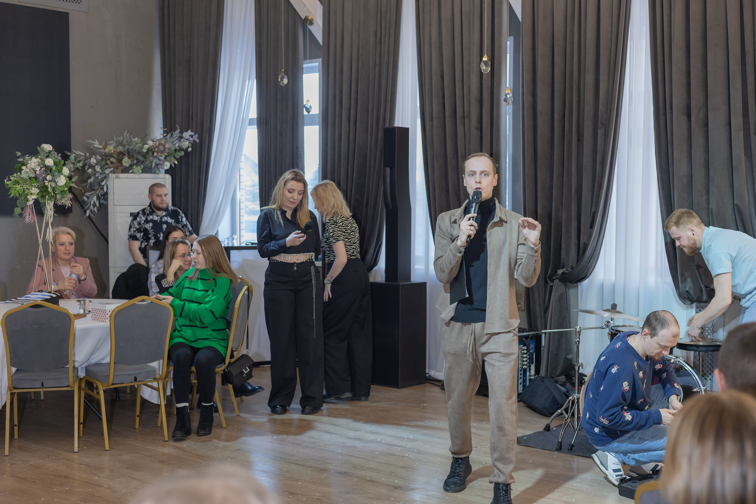 Свадебное чаепитие для молодоженов