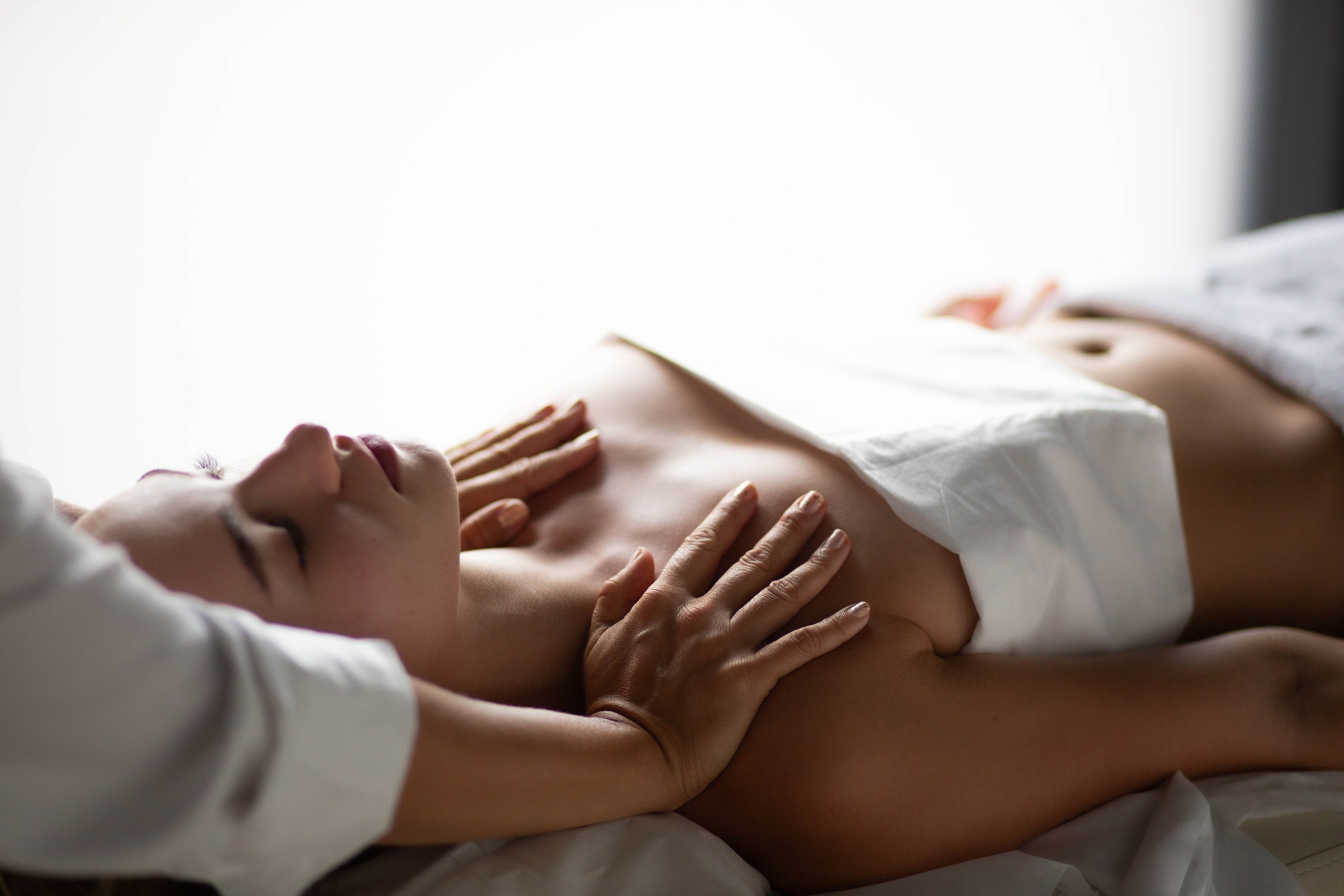 Анастасия Данилаева. Остеопат. Контент съемка в процессе сессии. Портретный фотограф. Вероника Варламова.Москва. Женский, мужской, семейный, художественный, имиджевый портрет