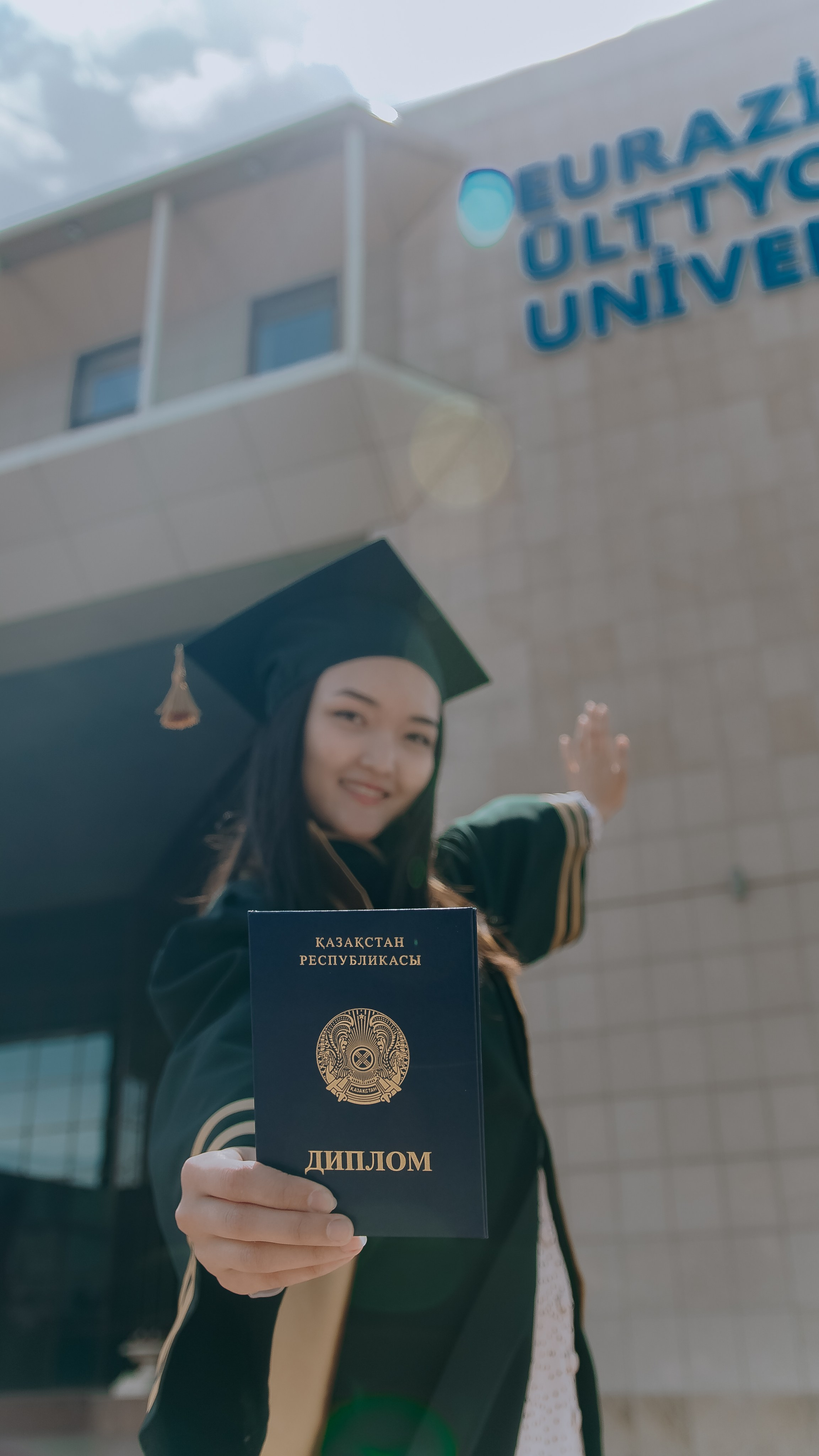 Выручение диплома ЕНУ. Уличный и студийный фотограф в Астане Ержанов Нурасыл