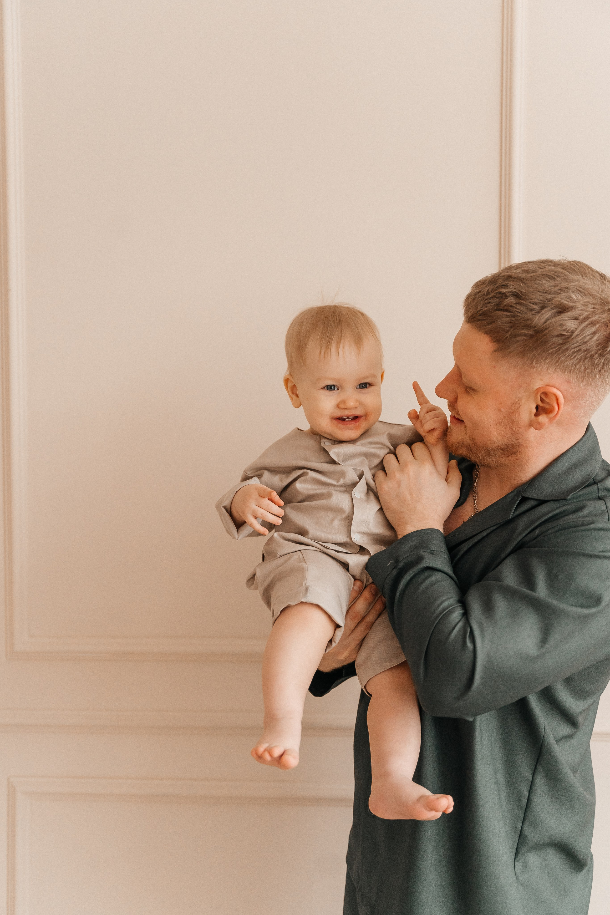 Илья, Таня и Мирон. Волик Мария