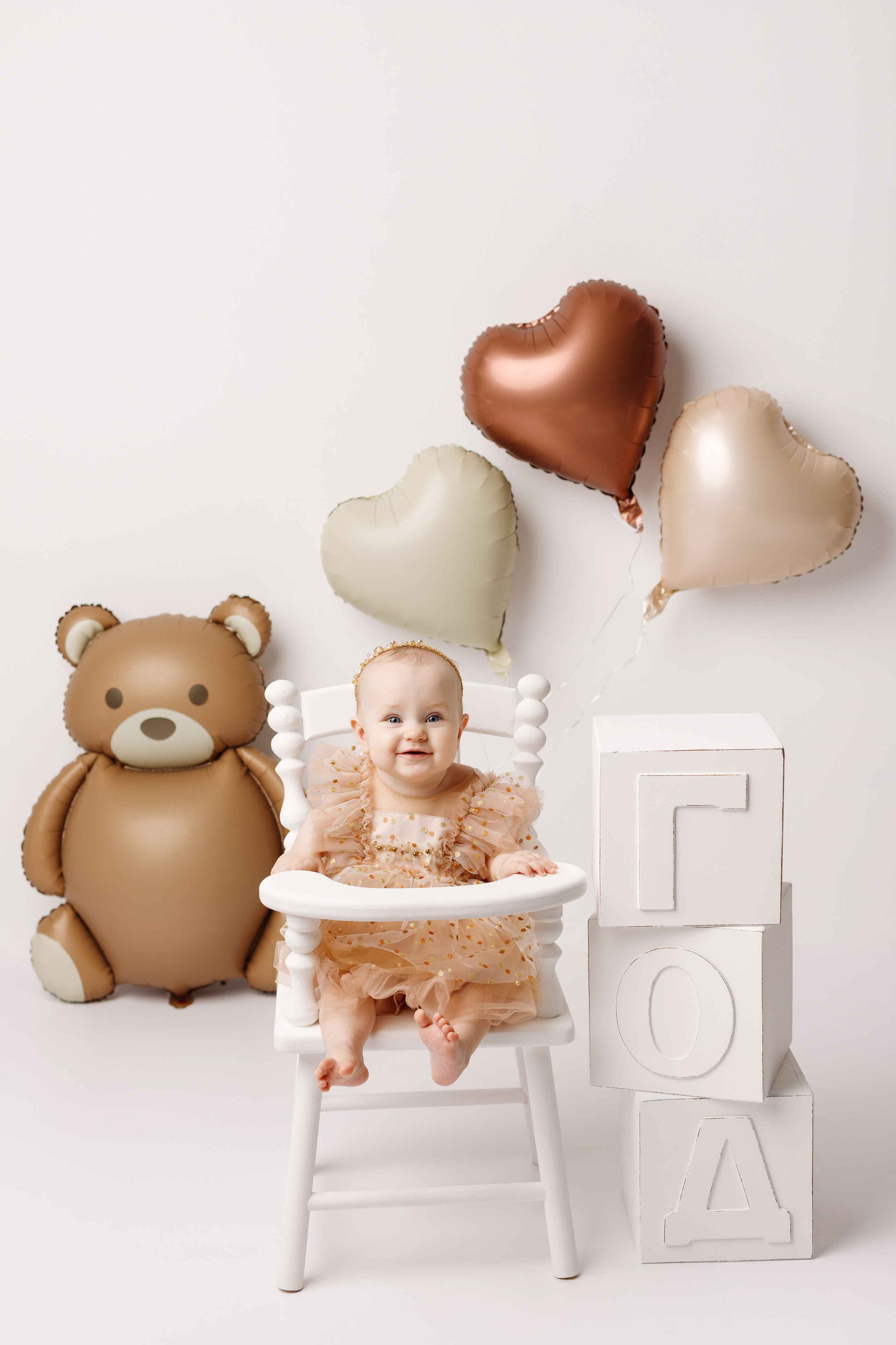 Кира «Первый тортик». Фотограф новорожденных в г. Оренбурге Екатерина Козлова