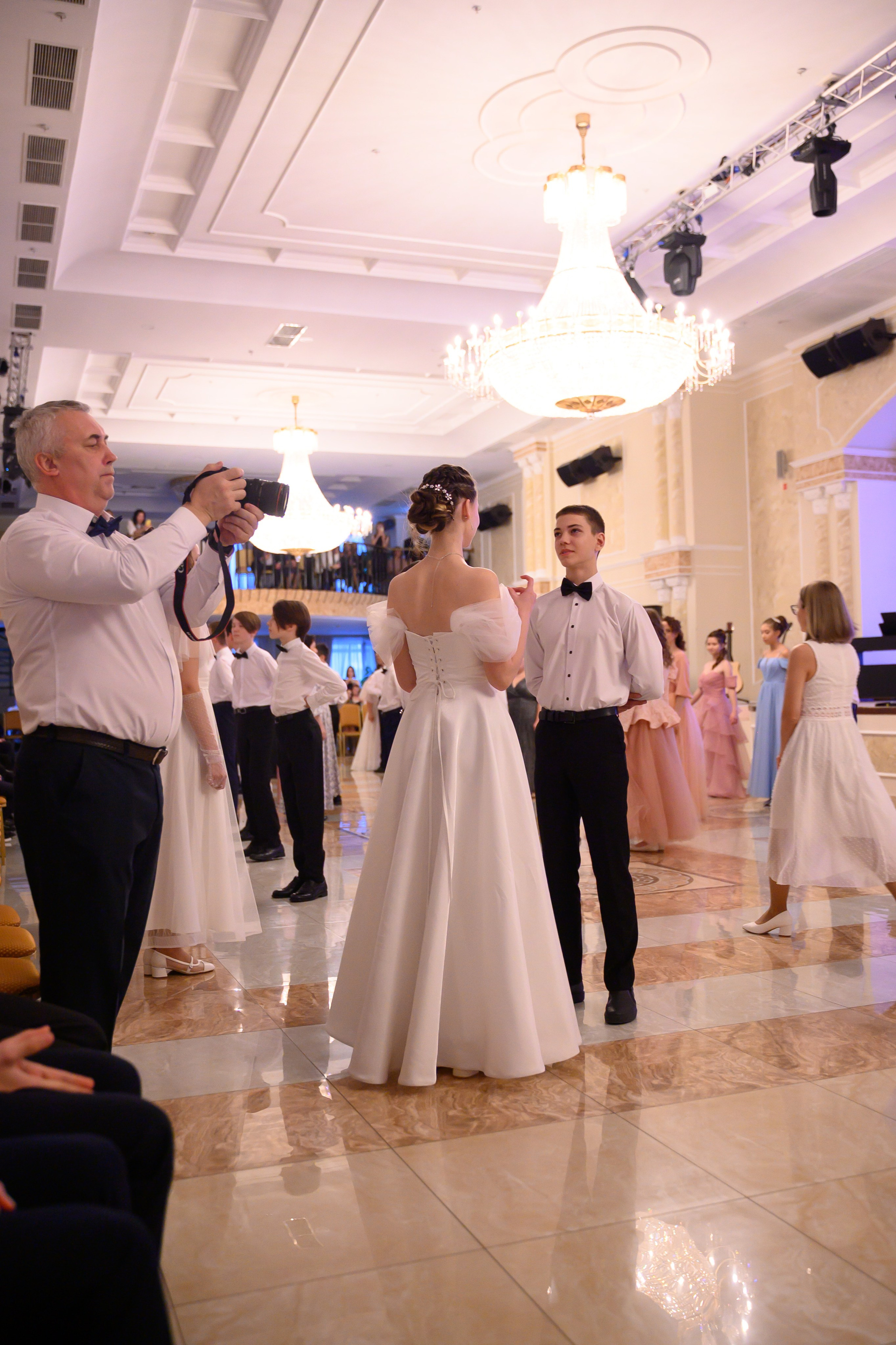 Бал ФМШ 7 класс. Фотограф новорожденных, семейный детский в Тюмени Татьяна Морозова