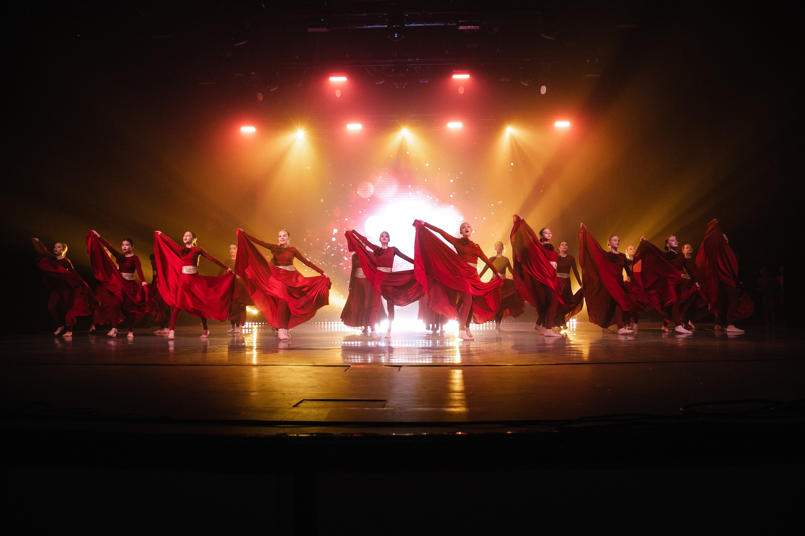 Отчетный концерт Ice Cream 2024. Роман Урумбаев фотограф Нижневартовск