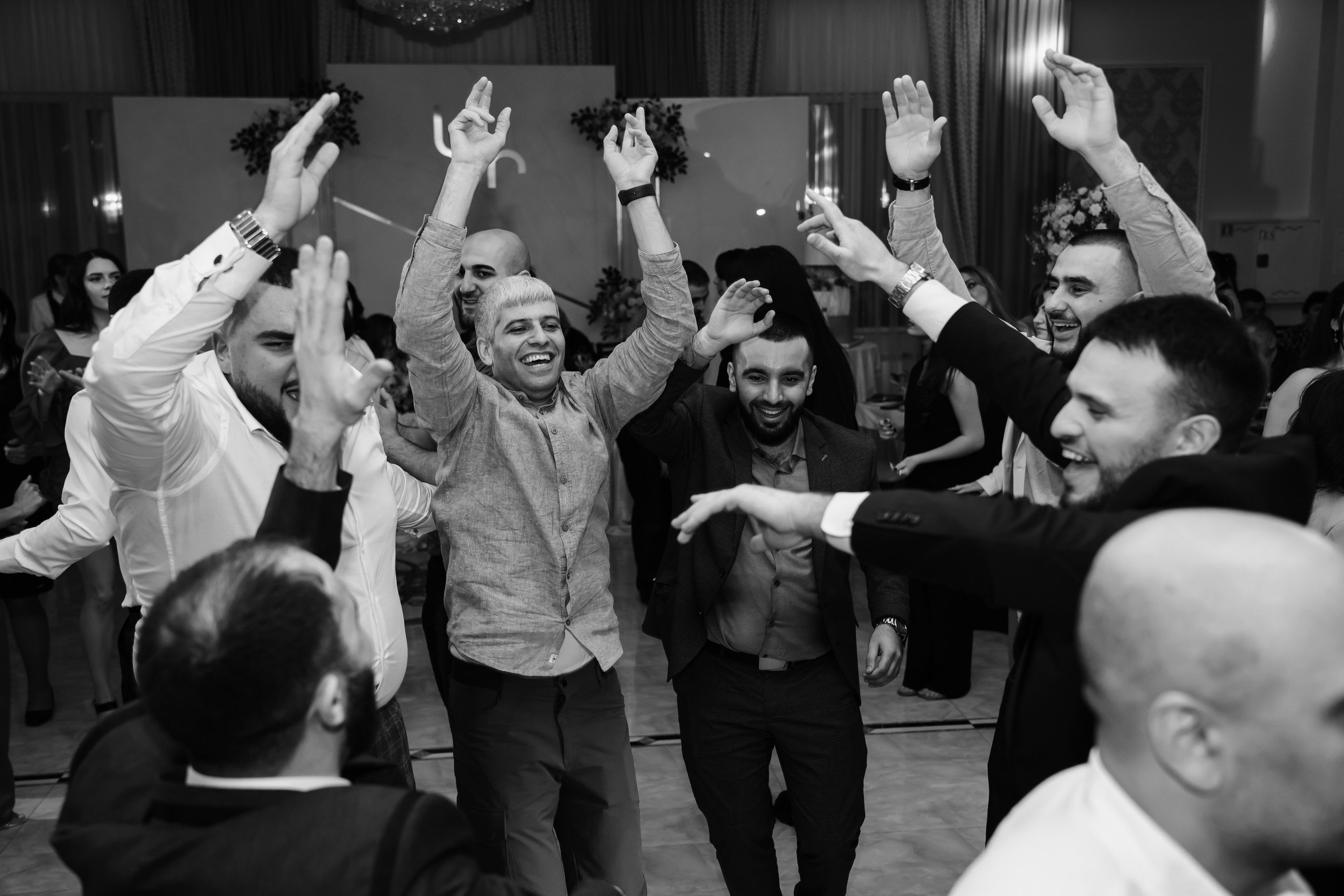 Арман и Ина. Свадебный фотограф Красноярск Вязьминова Мария