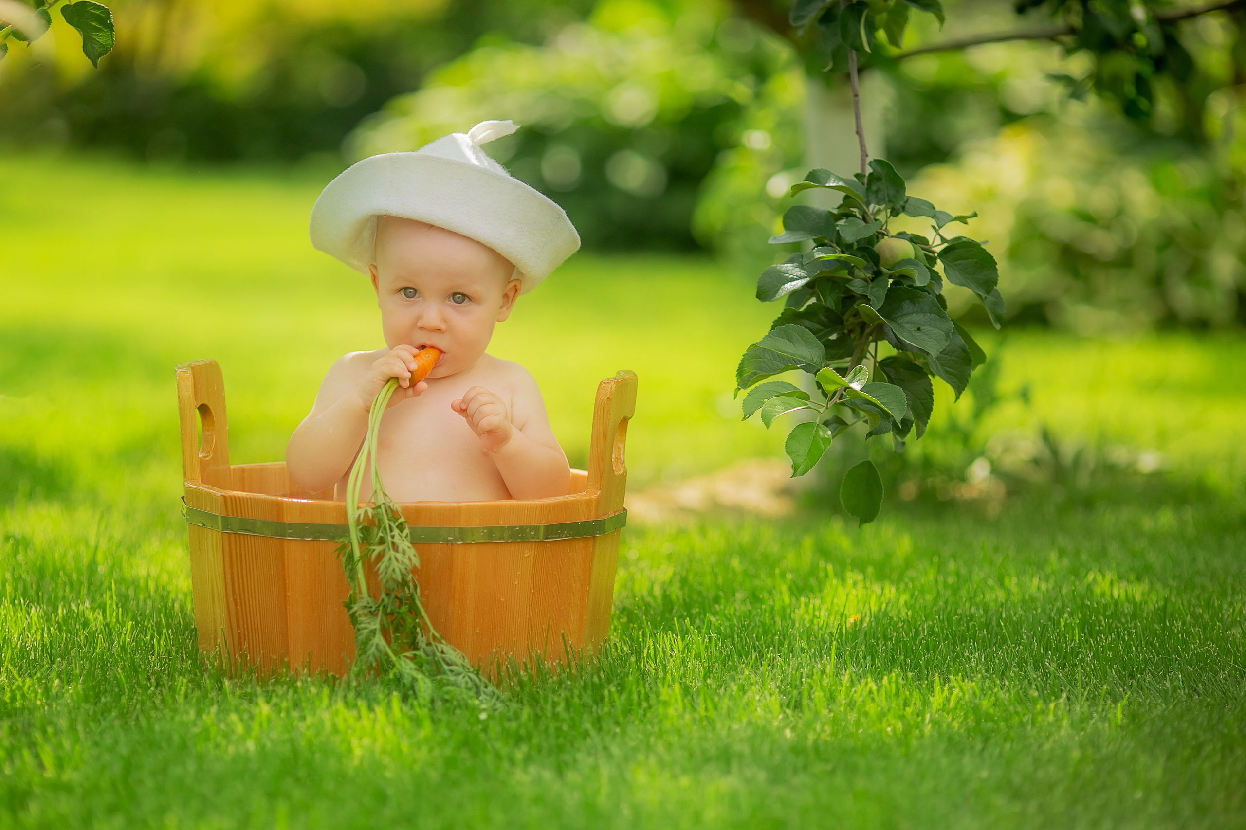 Летом на даче. צלם ואמן ילדים ומשפחה