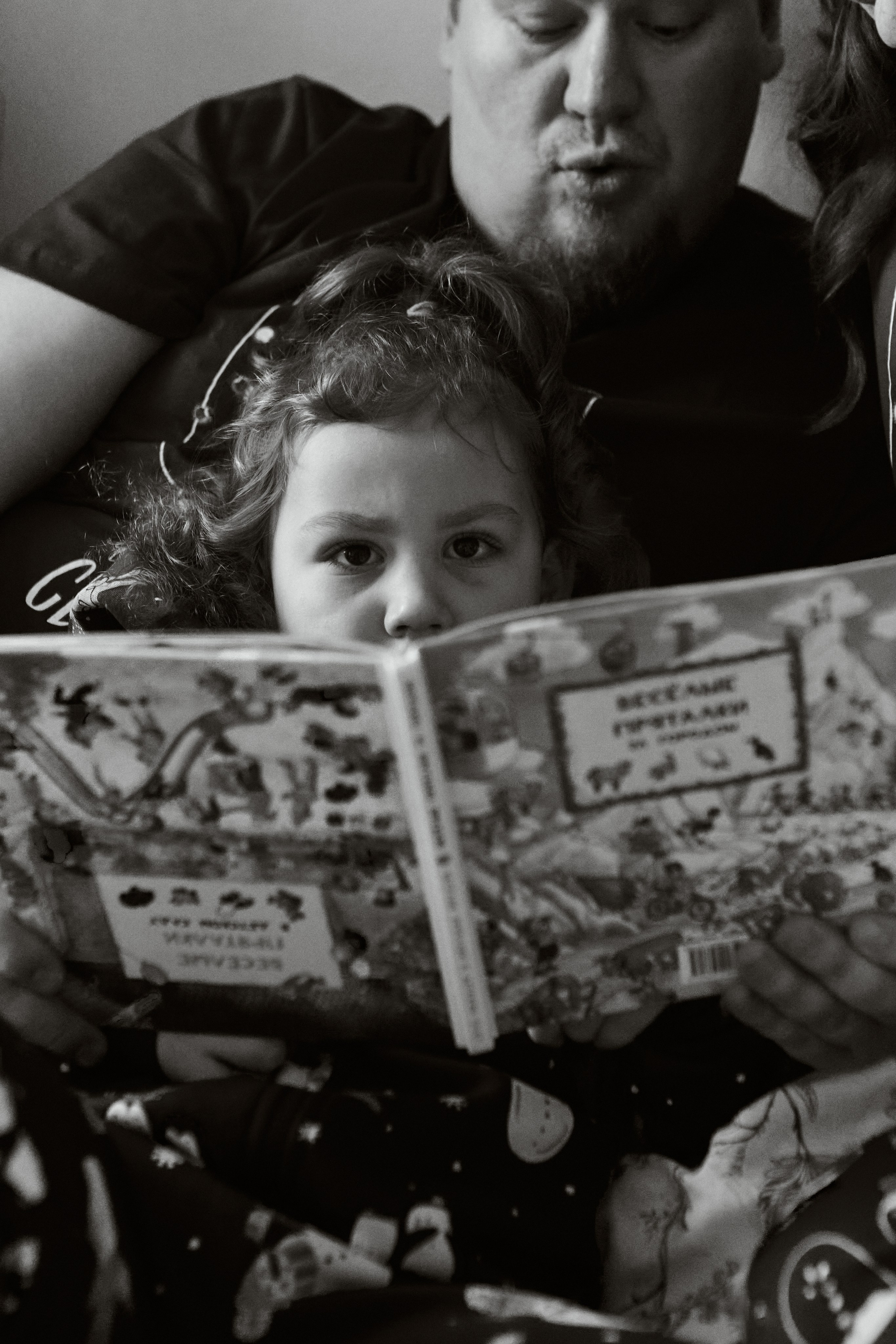 семейная фотосессия, фотограф Москва, фотограф в Москве, фотосессия с детьми, новогодняя фотосессия, фотосессия с дочкой, семейная фотосессия в студии, фотосессия на день рожденья, семейный фотограф, фотосессия в подарок, часовая фотосессия, идеи для семейной фотосессии, позы для семейной фотосессии, фотосессия для папы и дочки, образ для семейной фотосессии, стилизация семейной фотосессии, семейная фотосессия в студии, фотосессия в студии с детьми