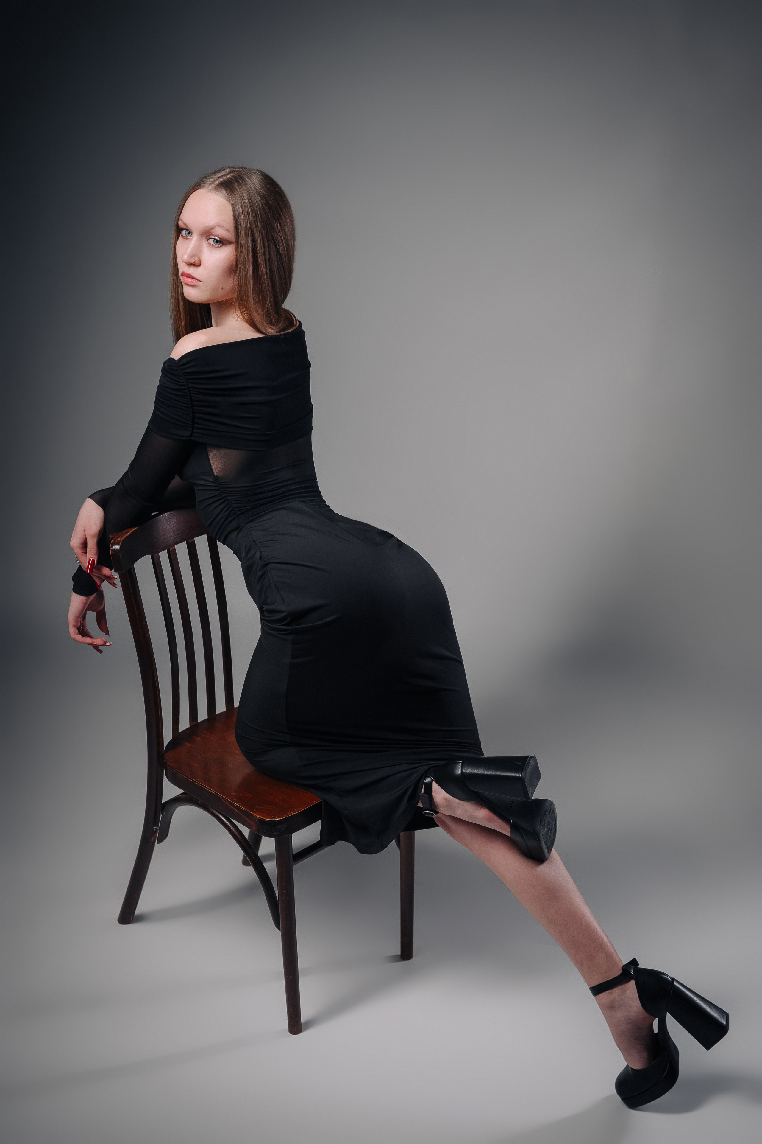 Арина. Паша Страхов — фотограф