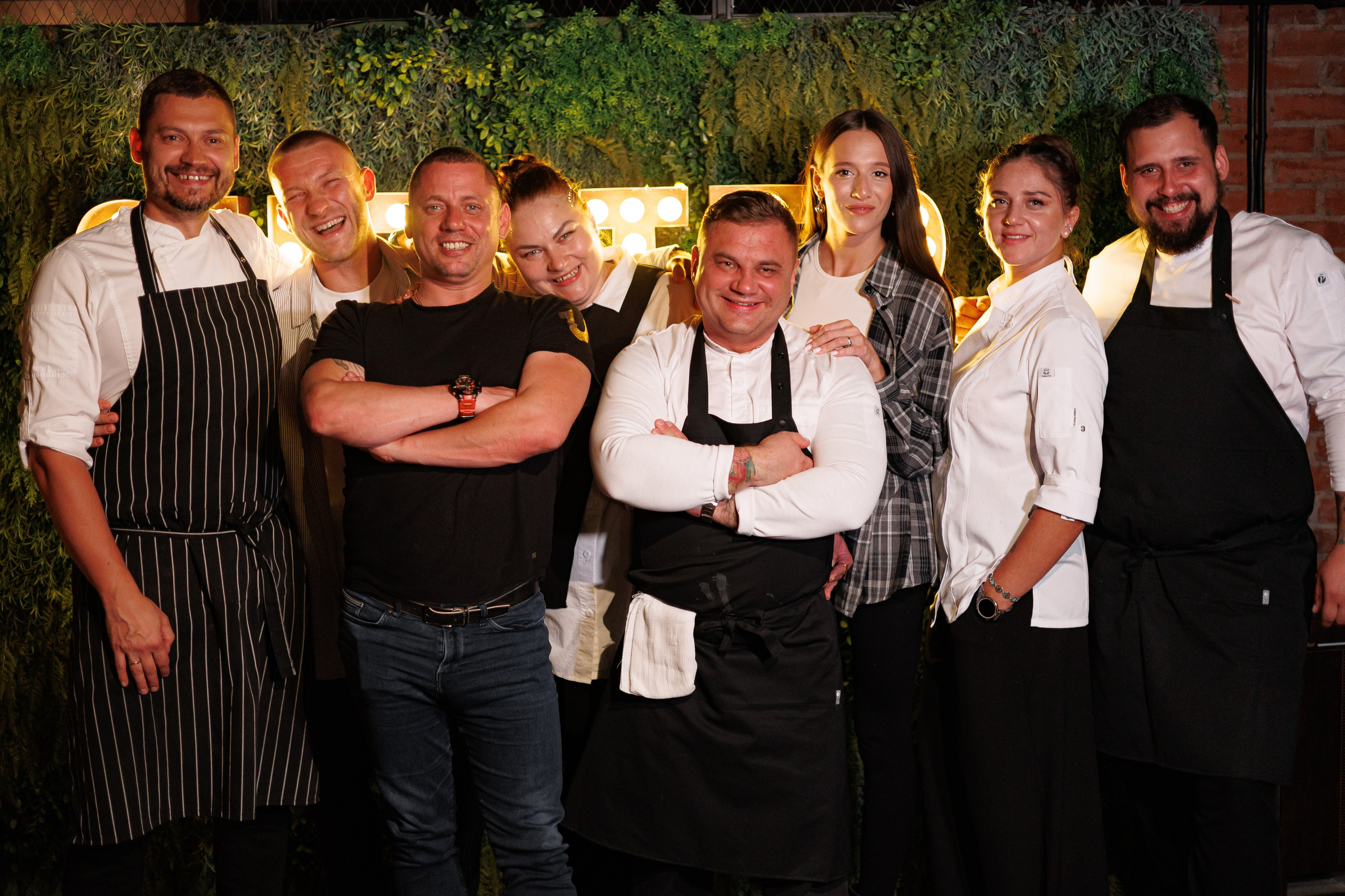 Фотографии с Гастроужина Честер Челябинск 5 ЛЕТ.5 ШЕФОВ