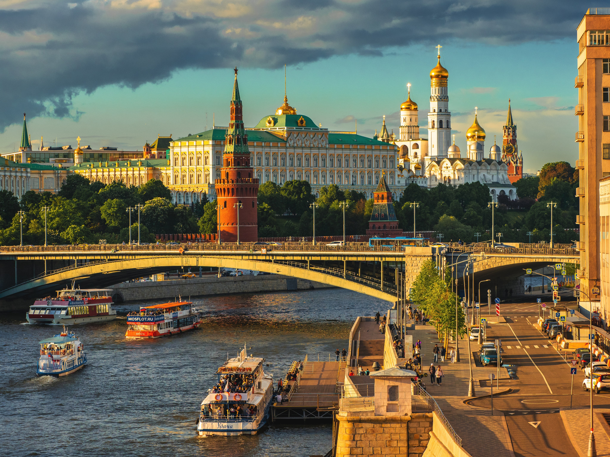 Moscow. Serge Sadov about landscape, cityscape, travel