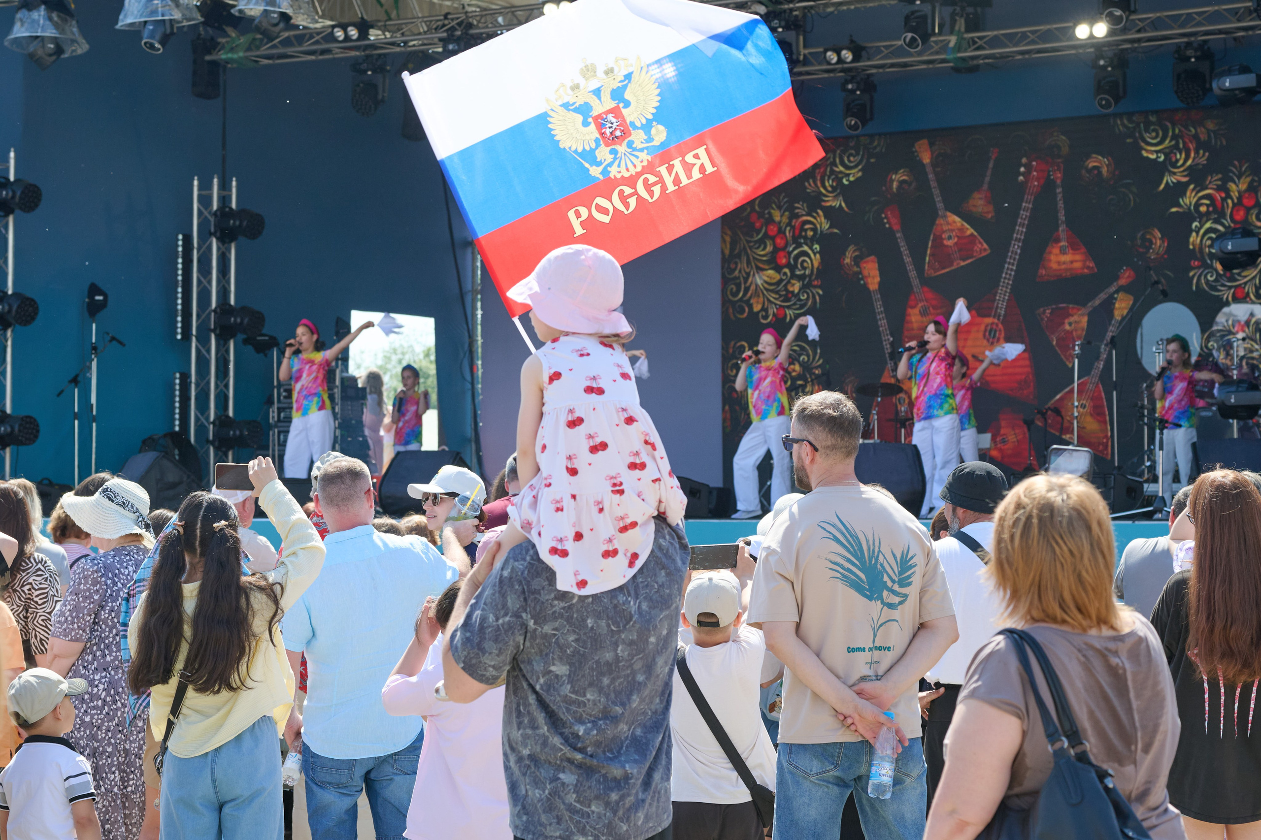 День России. День города. Сургут. 2026. Студия по производству фото и видеоконтента «АППЕРТУРА»
