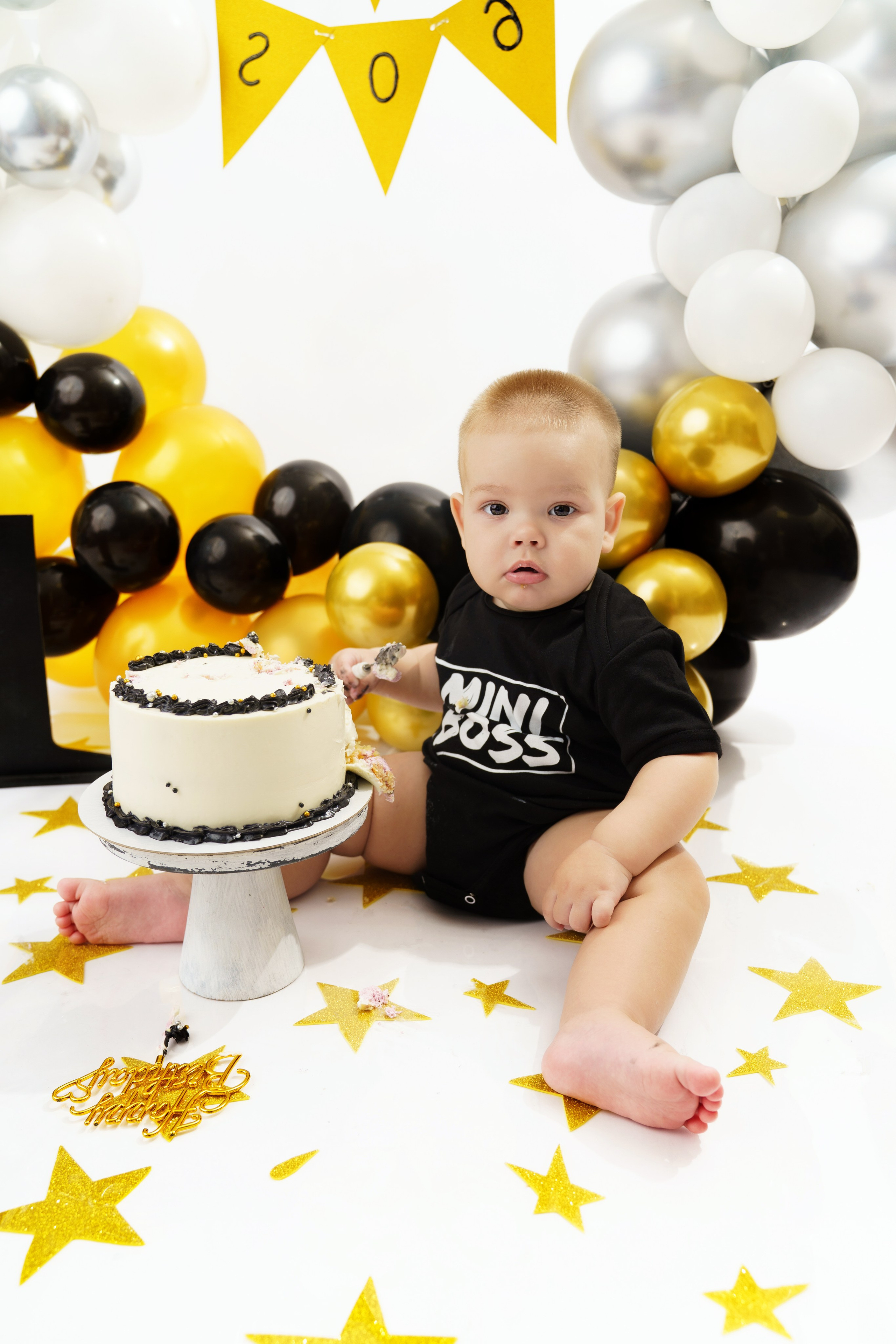 Фотосессия ГОДОВАСИЕ. Фотограф новорожденных, детей до года и беременных в Симферополе