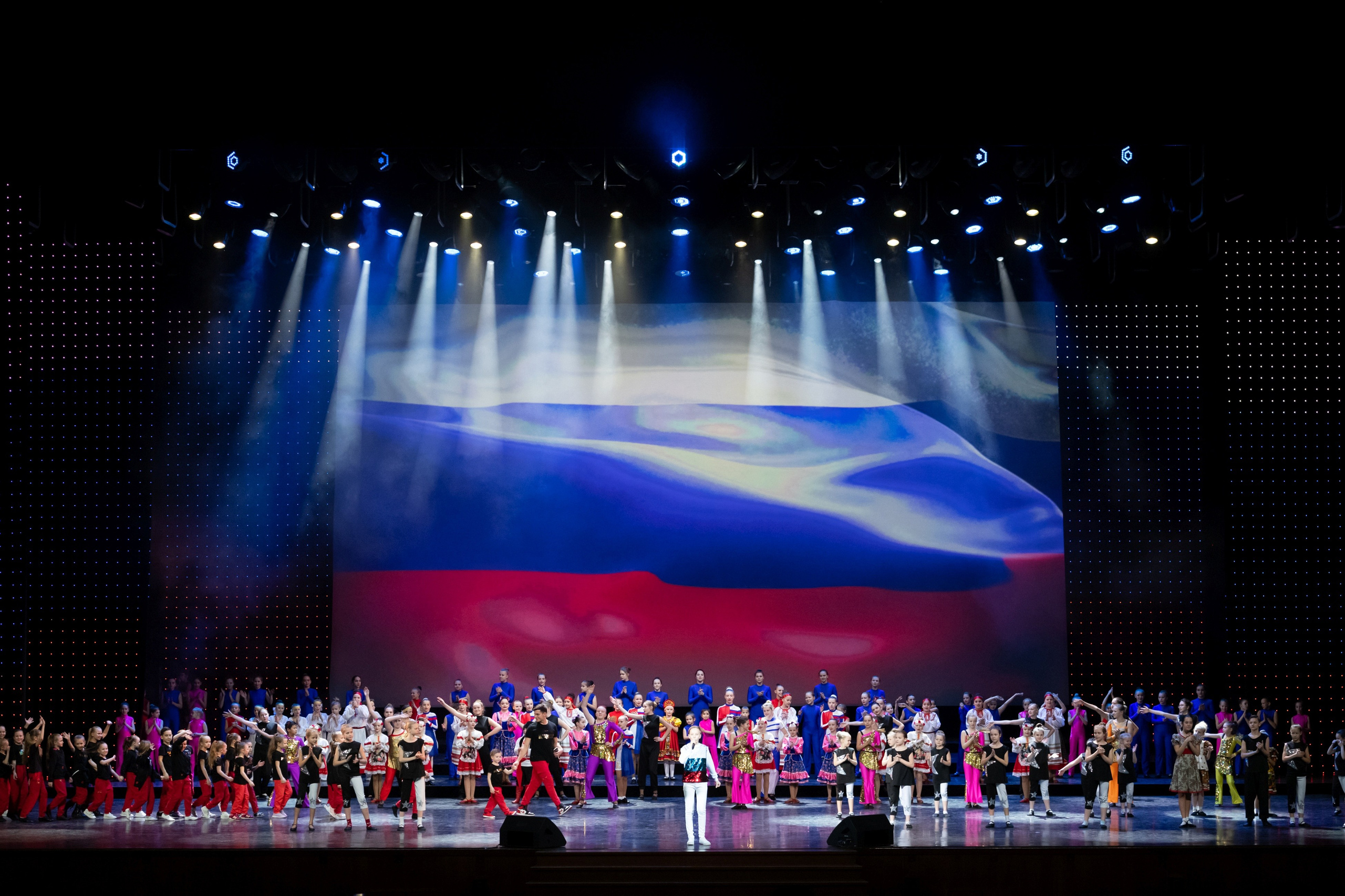 2 февраля, концерт Таланты России, Кремлевский Дворец. Золотое яблочко