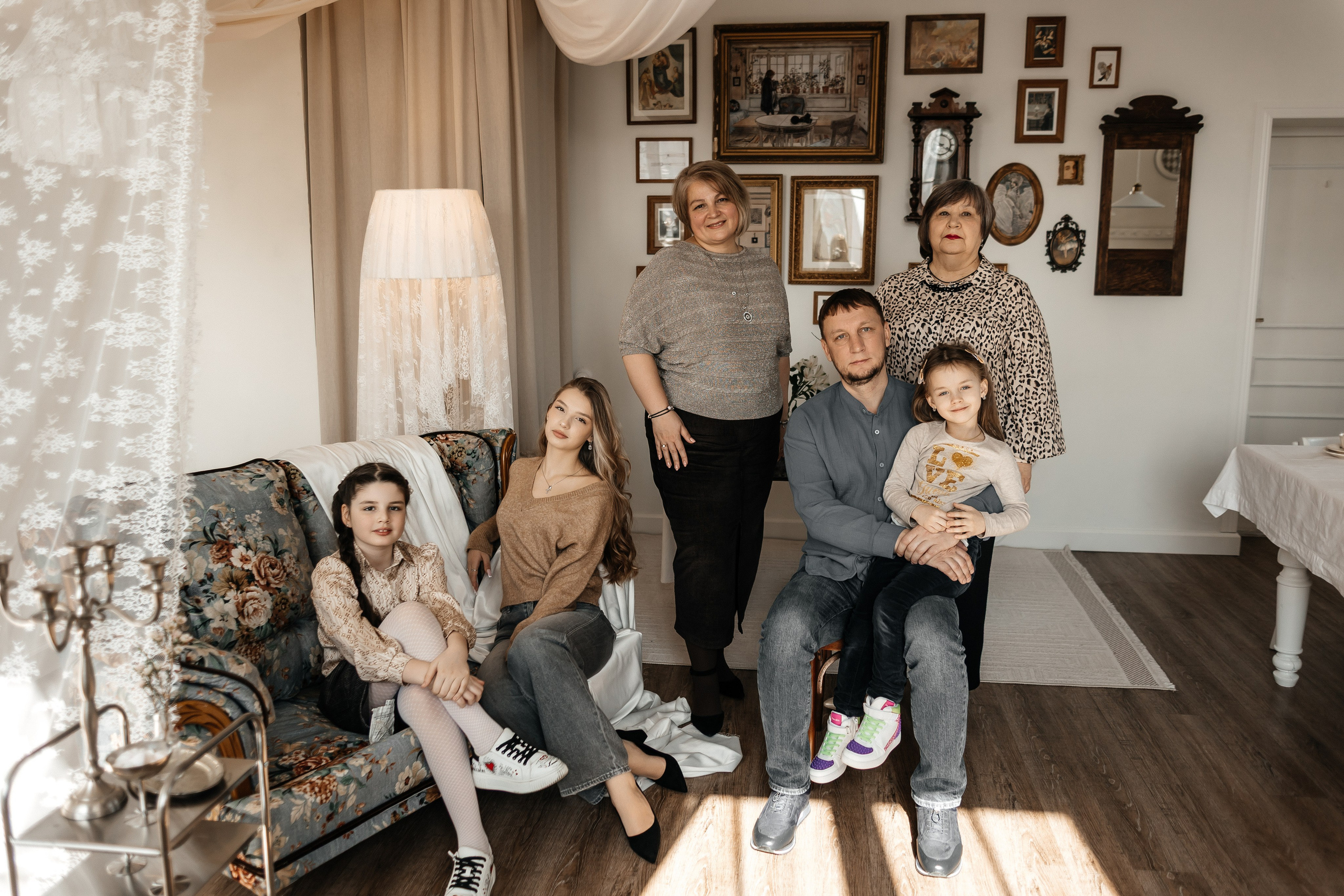 Фотостудии. Свадебный и семейный фотограф в Омске Евгения Хакимова