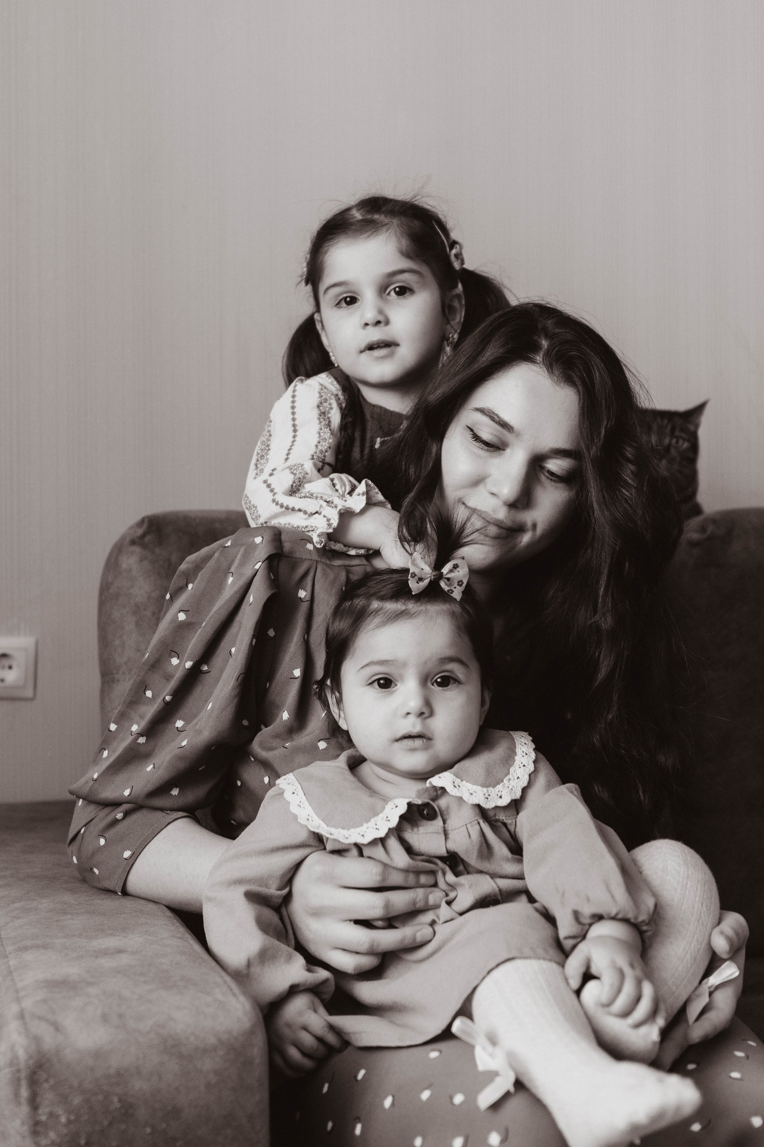 Дженнет с дочками)