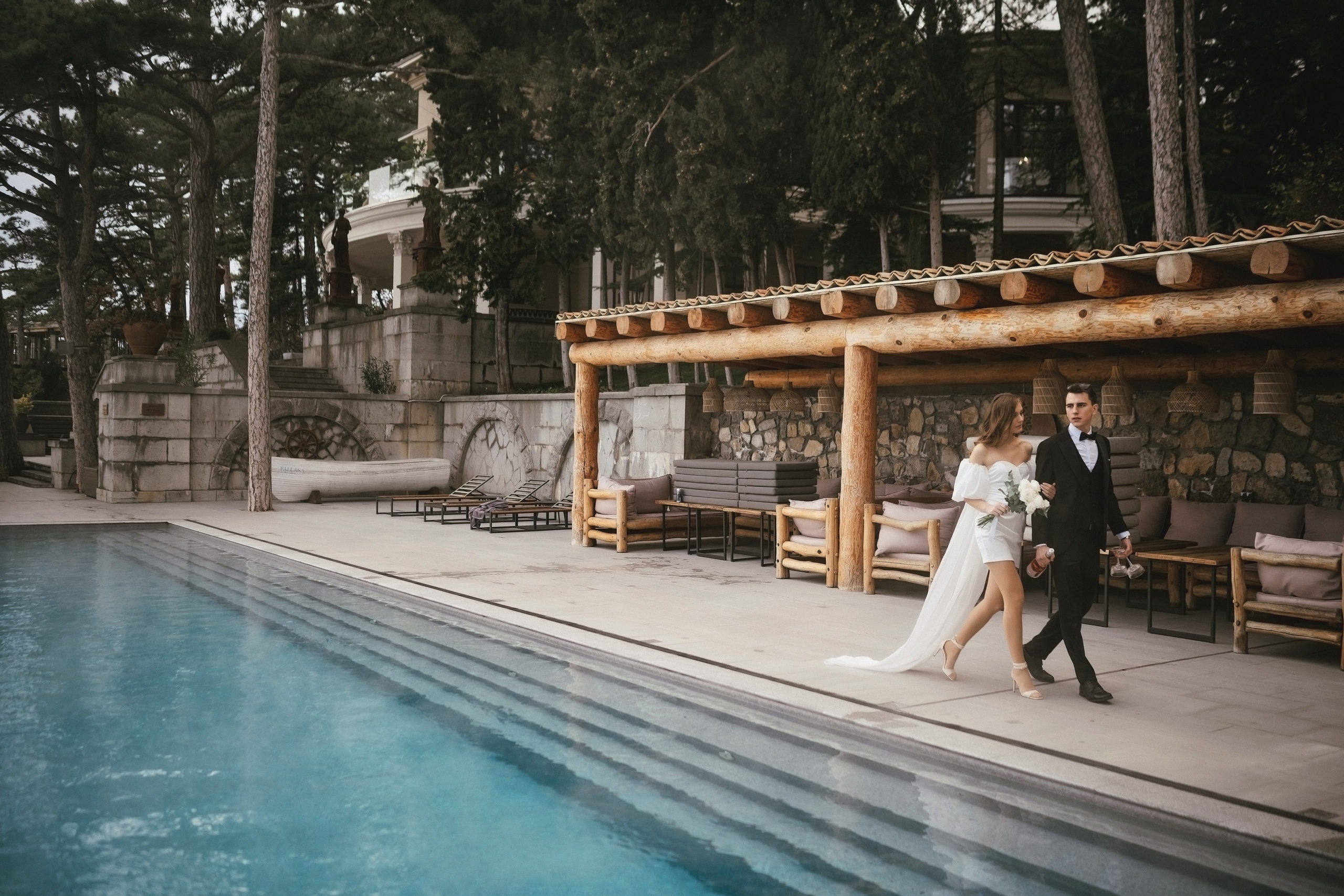 Свадебная фотосессия в отеле Паласа ( Крым). Свадебный и семейный фотограф и видеограф, Крым, Москва, Санкт -Петербург