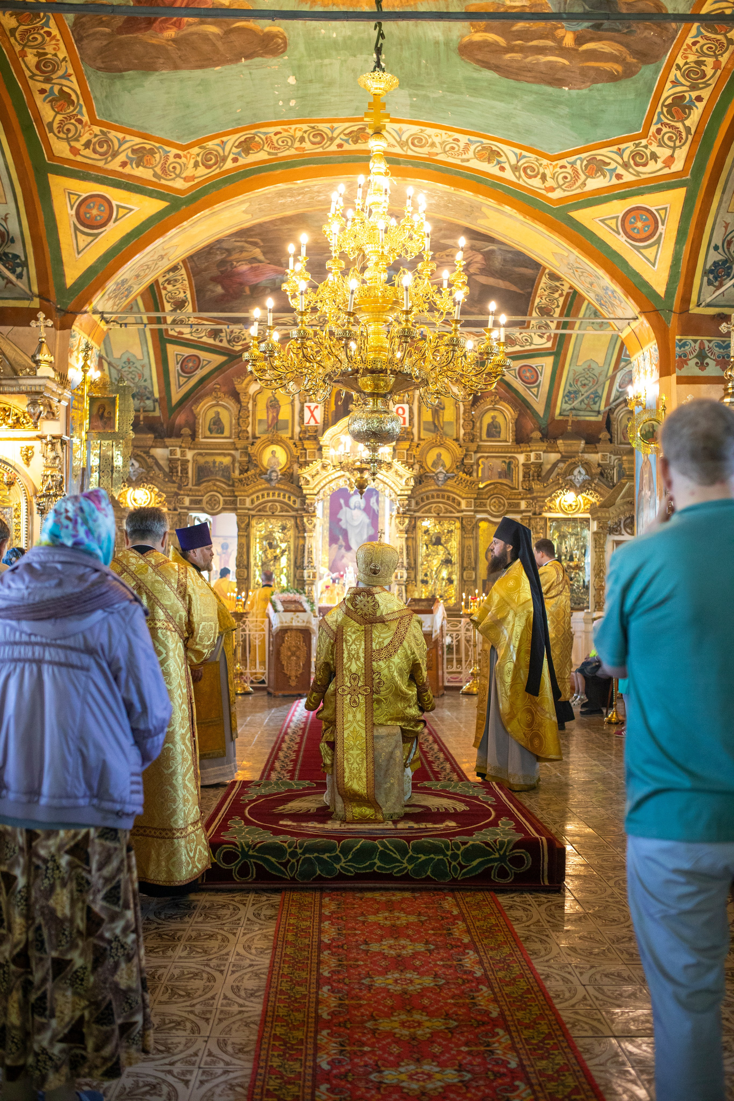 Служба епископа Александровского и Юрьев-Польского Иннокентия. Арт- фотограф Москва