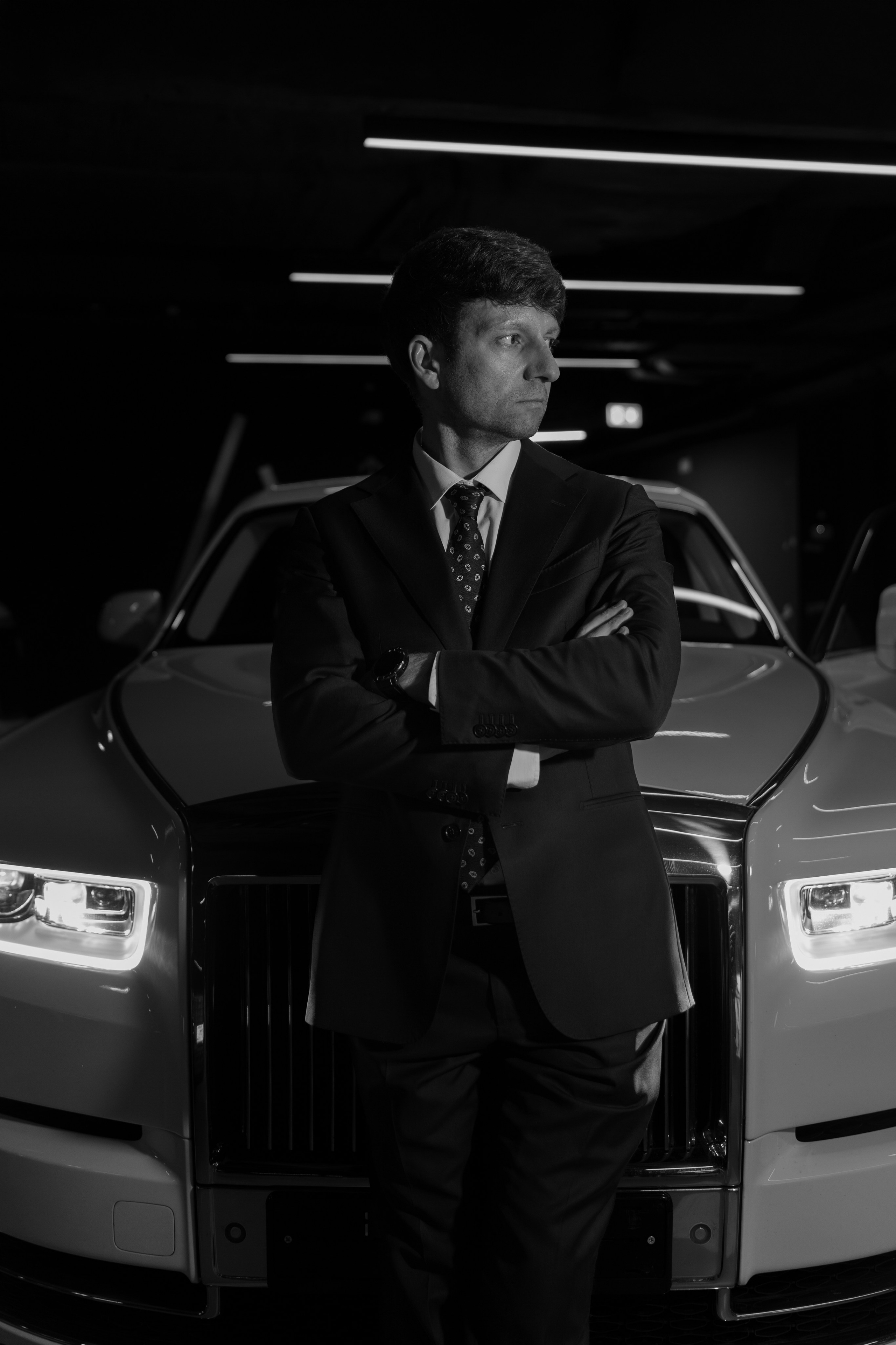 Бизнес фотосессия с Rolls-Royce Phantom и Cadillac Escalade. Портретный фотограф в Москве Фарид Леонов