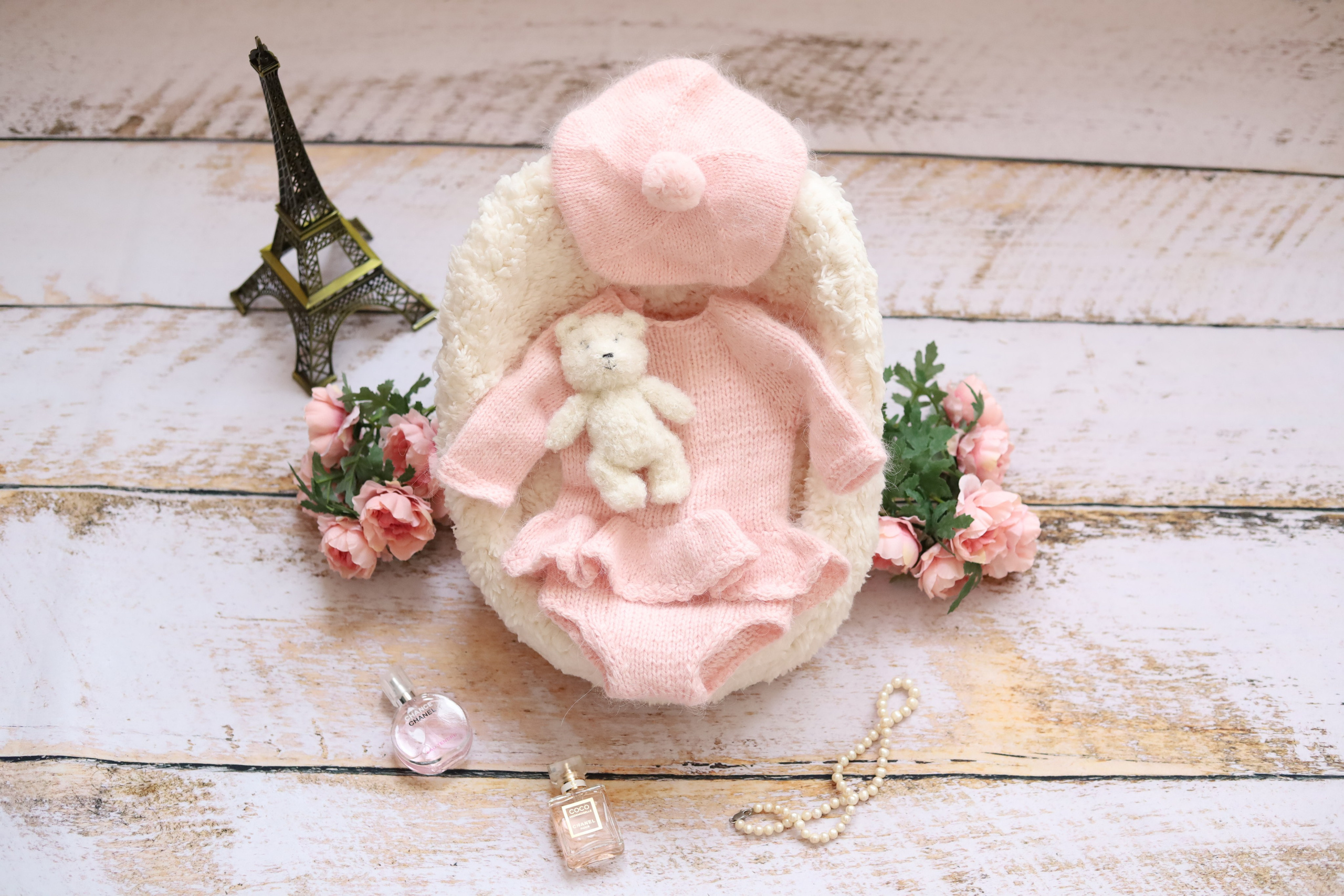 Фотосессия новорожденного в стиле Chanel. Фотограф новорожденных в Москве Елена Михеева