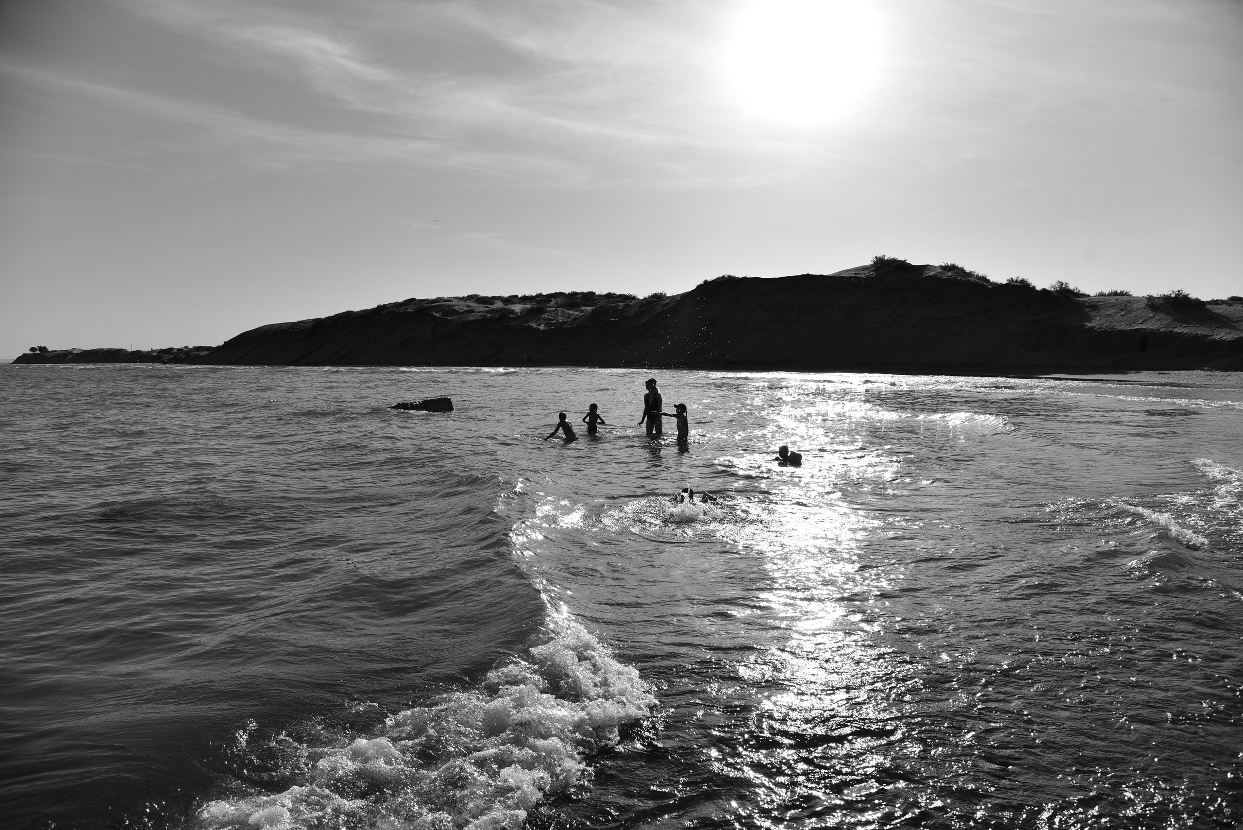 Семейный выезд на пляж. Фотограф Алматы Ольга Photodooshy