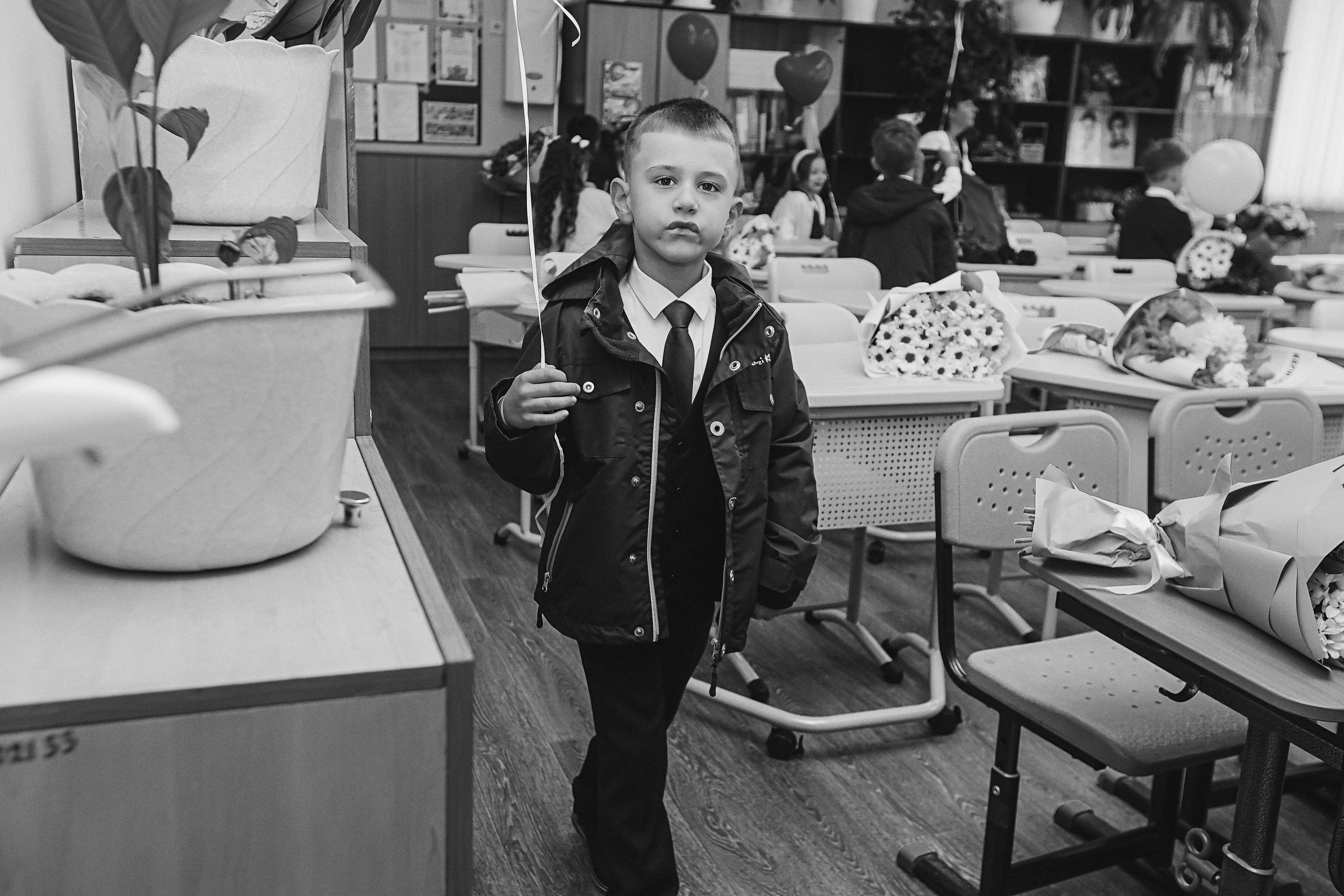 1 сентября линейка+кл час+портреты. Семейный фотограф Тюмень, фотограф на роды Салмина Мария