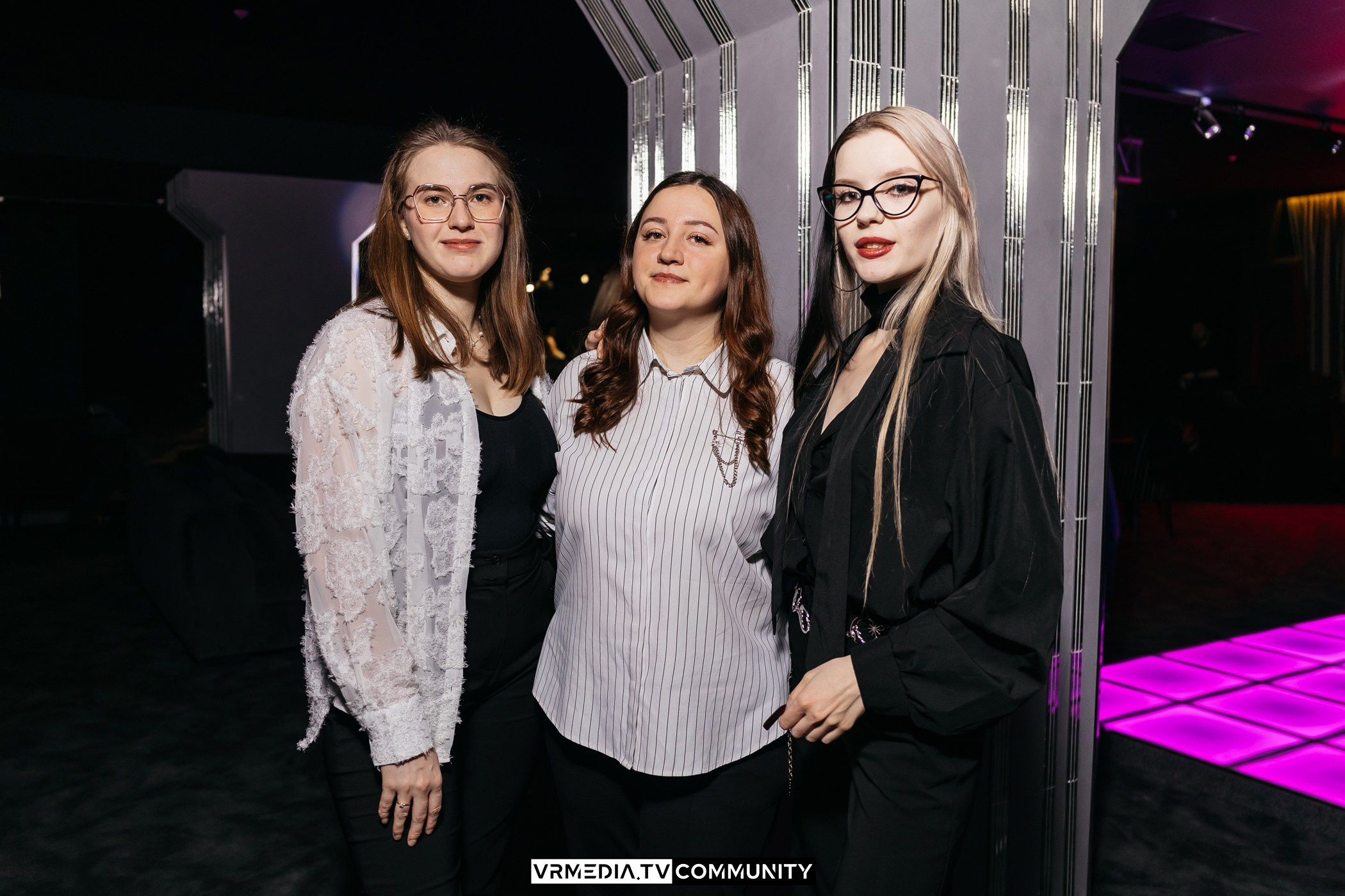 Вечер в караоке-баре «Volna»