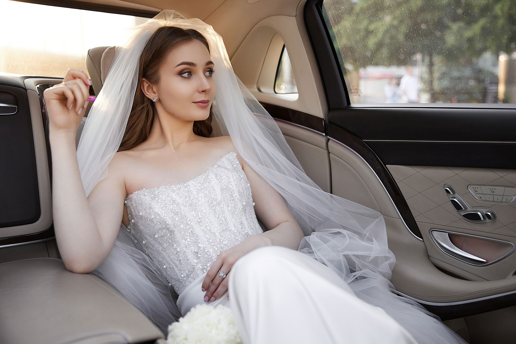 Прогулка, фотосессия жениха и невесты. Свадебная съемка. Фотограф в Москве Валерий Боцман