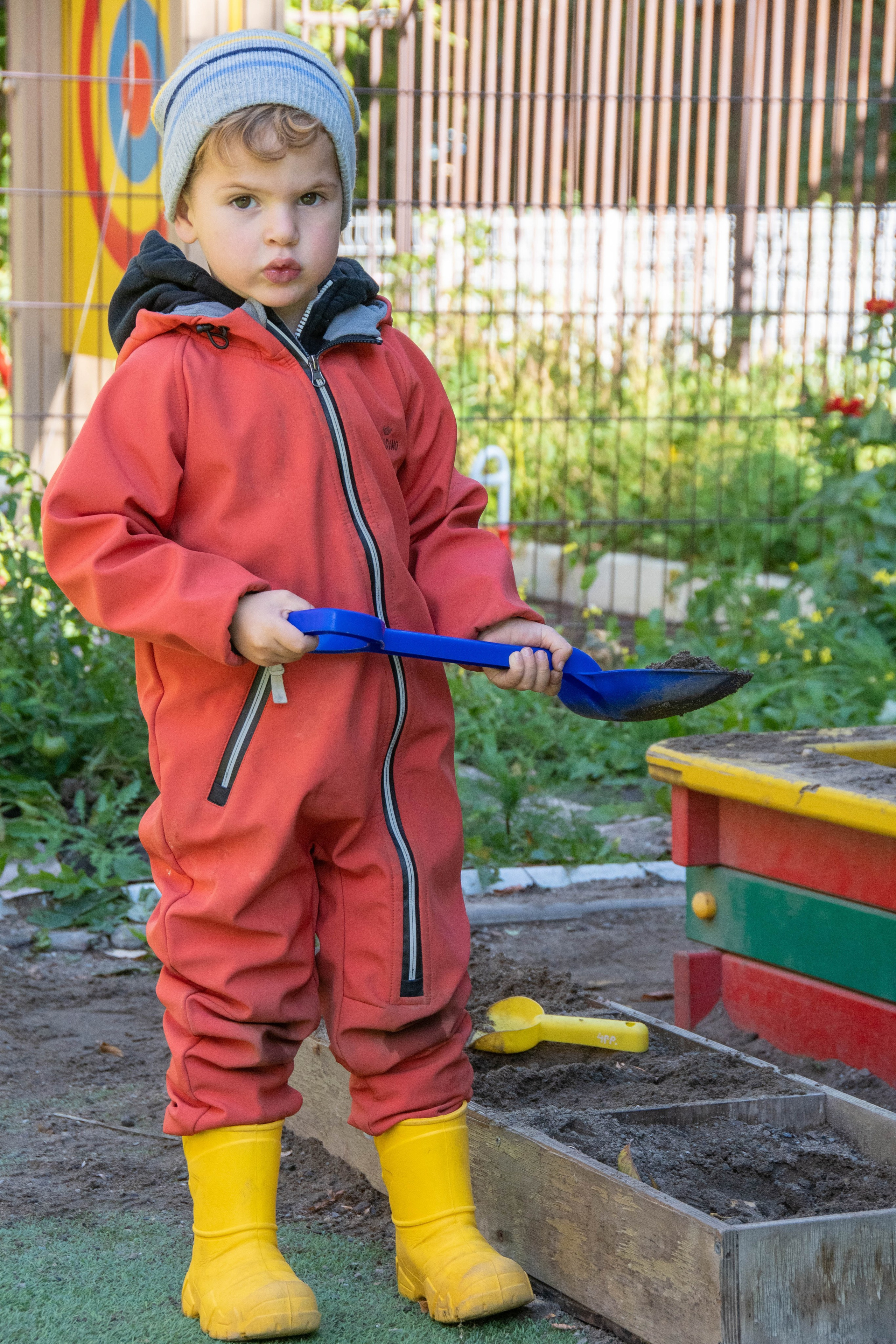 2023 г. День дошкольного работника и прогулка. Репортажный и детский фотограф в Новосибирске