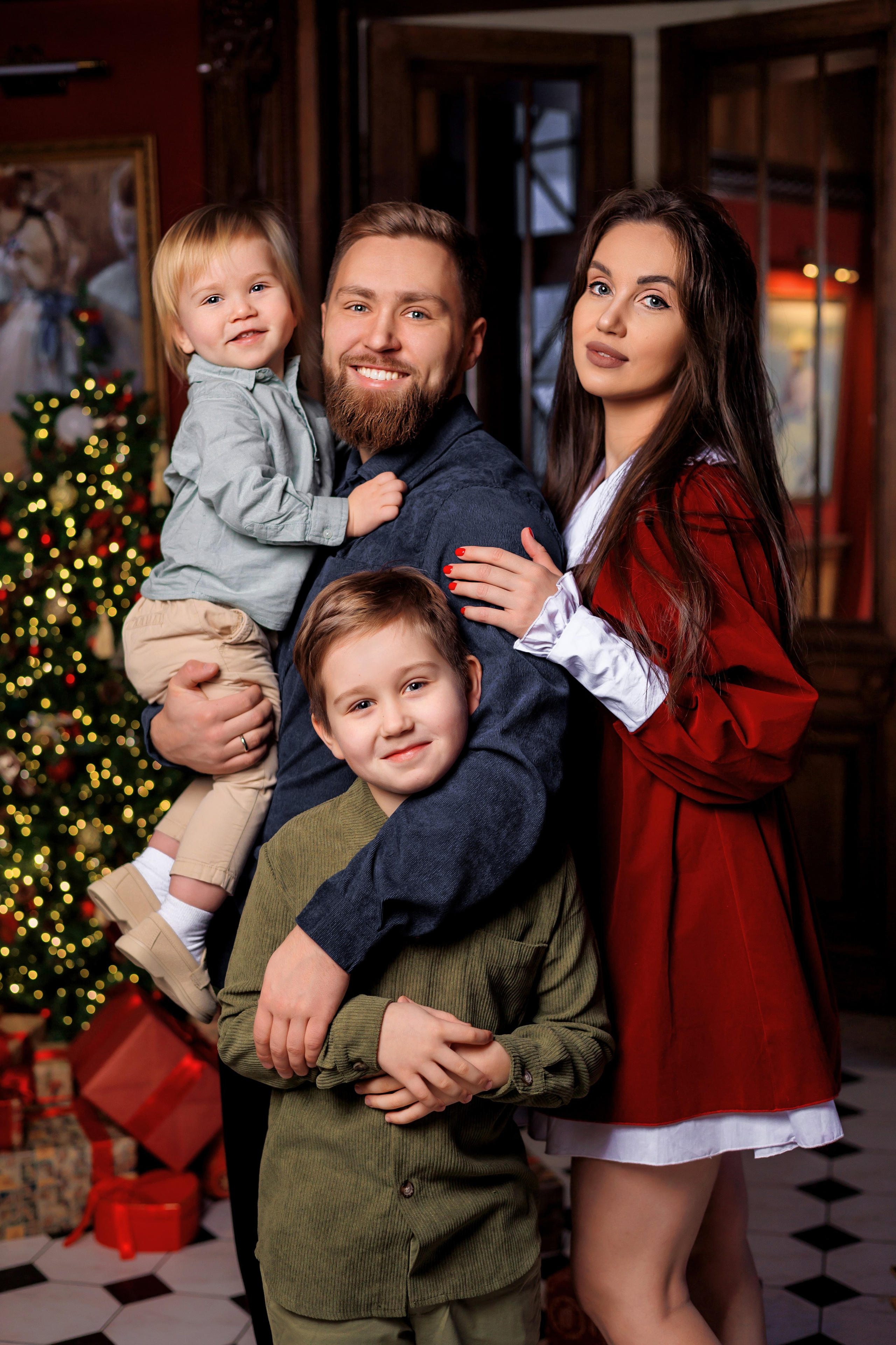 В Галерее. Выпускные альбомы. Школьный и семейный фотограф Виктория Игнатьева