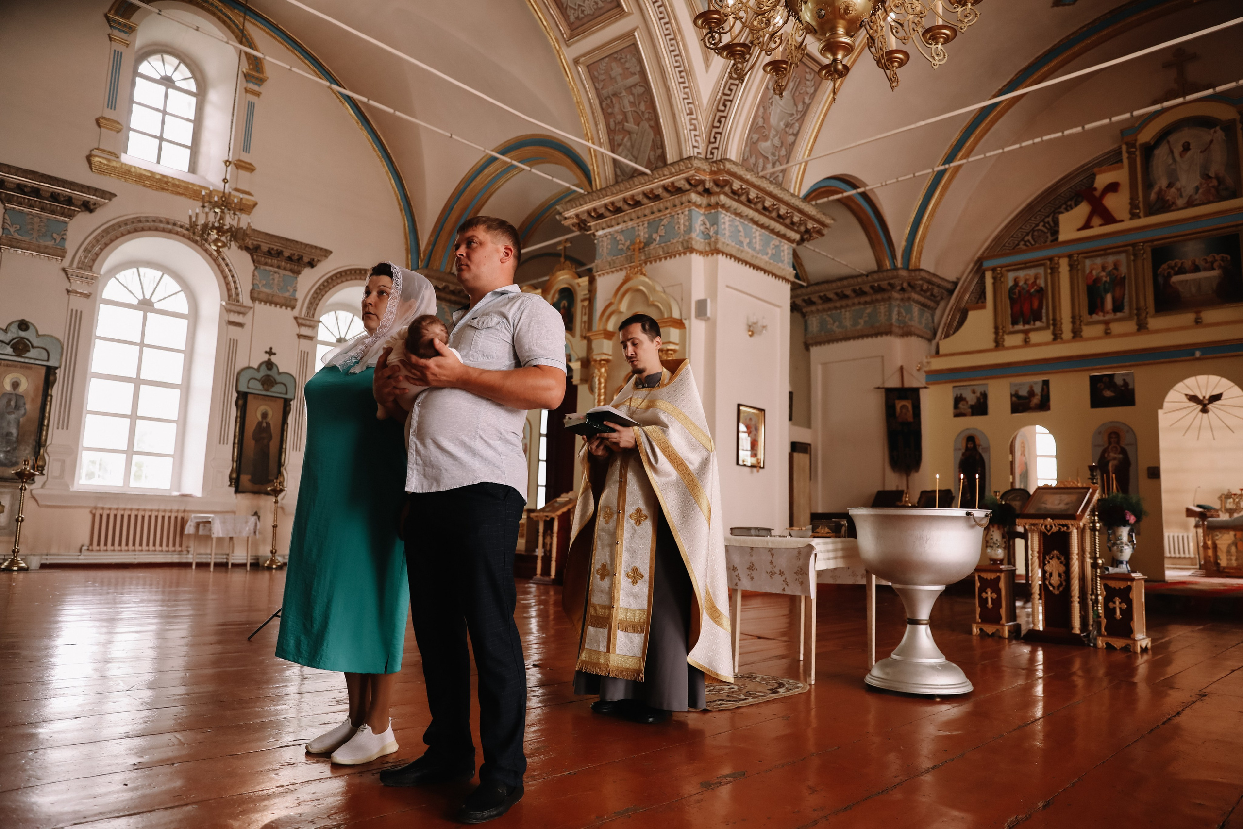 Таинство крещения Романа. Свадебный и семейный фотограф в городе Пенза, Саранск, Ковылкино