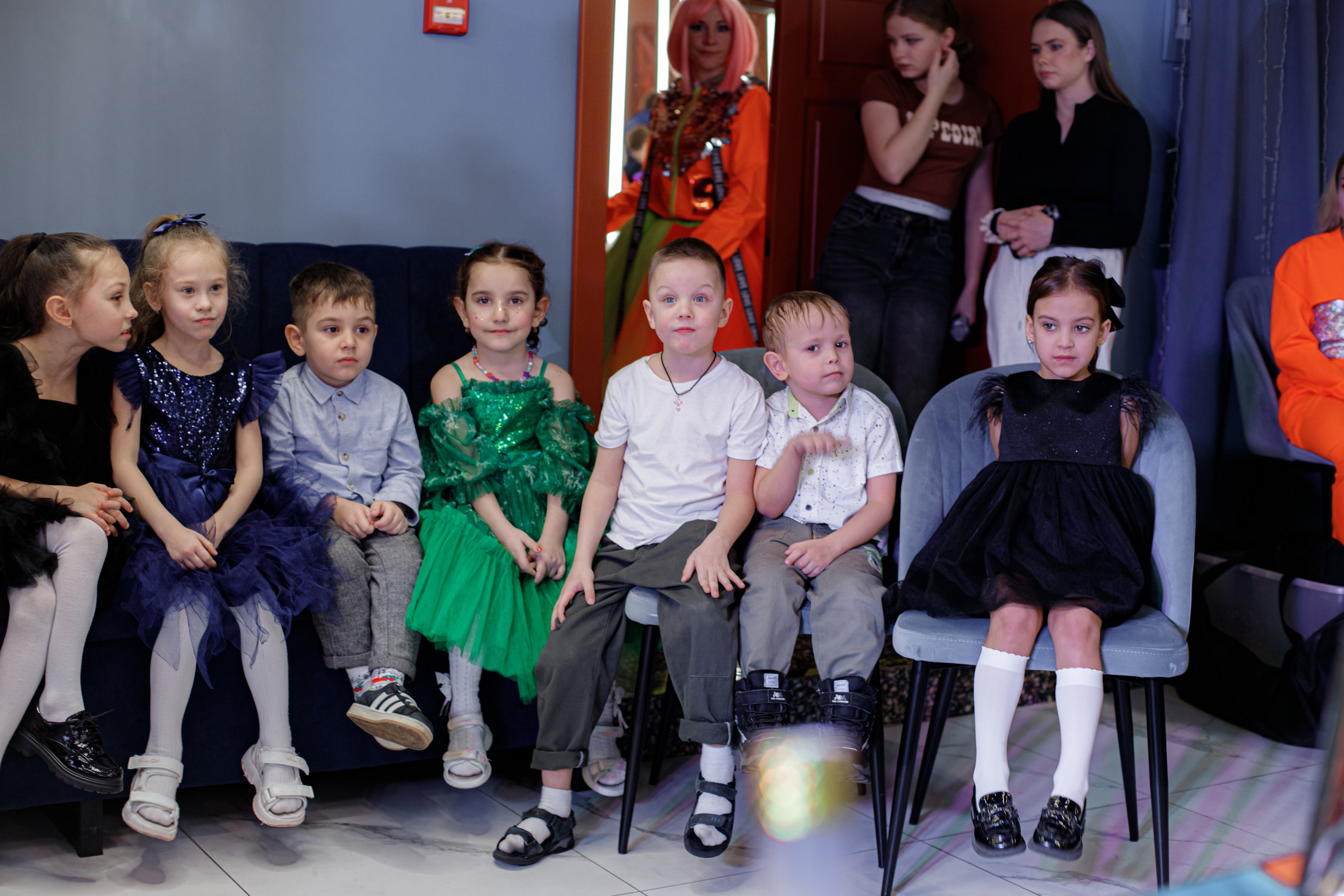 ASIA'S BIRTHDAY PARTY. Photokarish